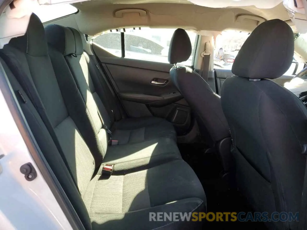 10 fotografías del automóvil dañado 3N1AB8CV4MY230241 NISSAN SENTRA 2021