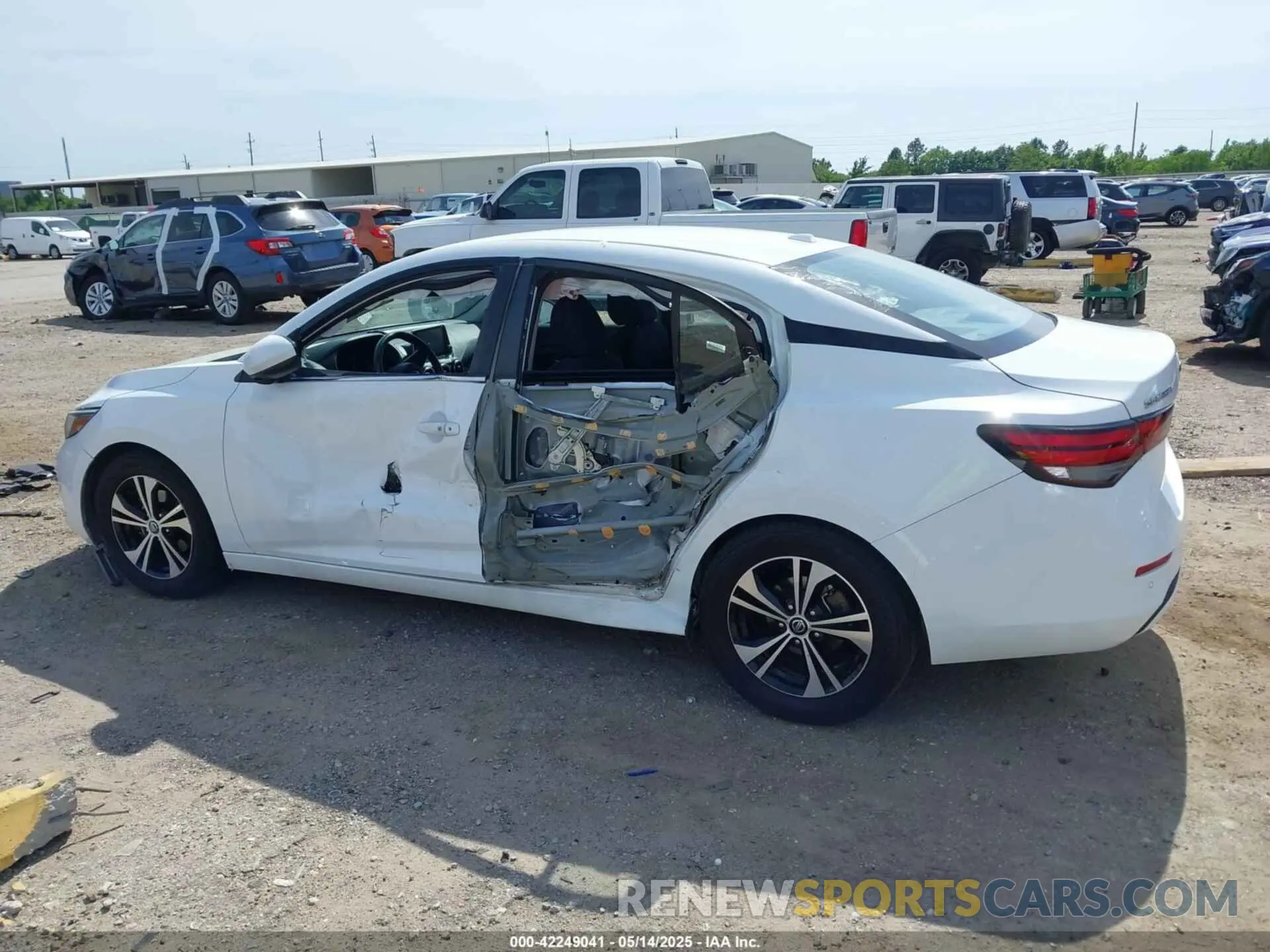 14 fotografías del automóvil dañado 3N1AB8CV4MY242440 NISSAN SENTRA 2021