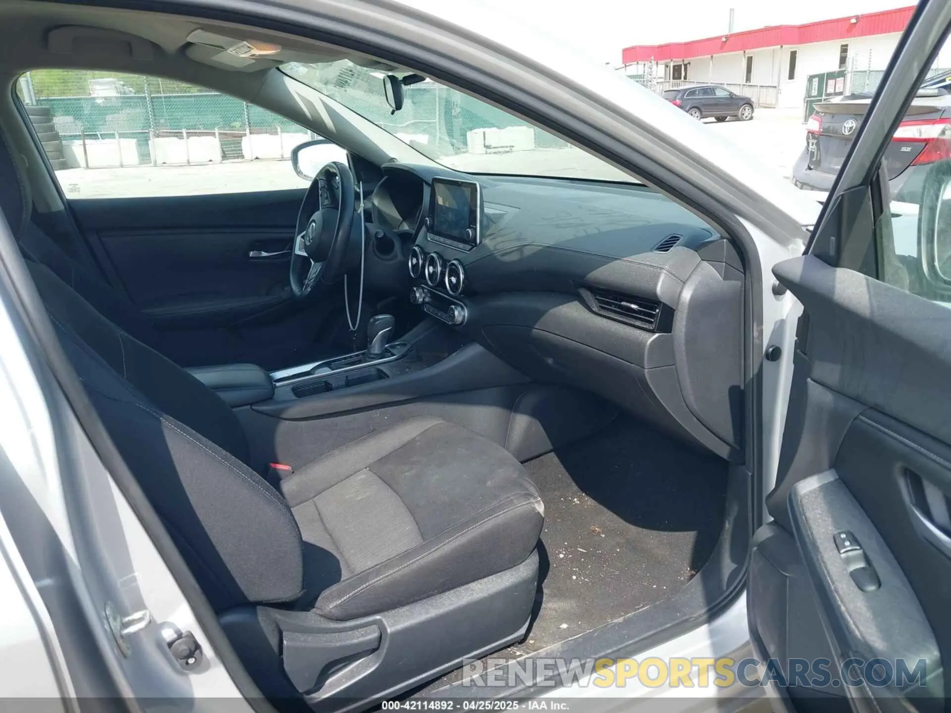 5 fotografías del automóvil dañado 3N1AB8CV4MY248478 NISSAN SENTRA 2021