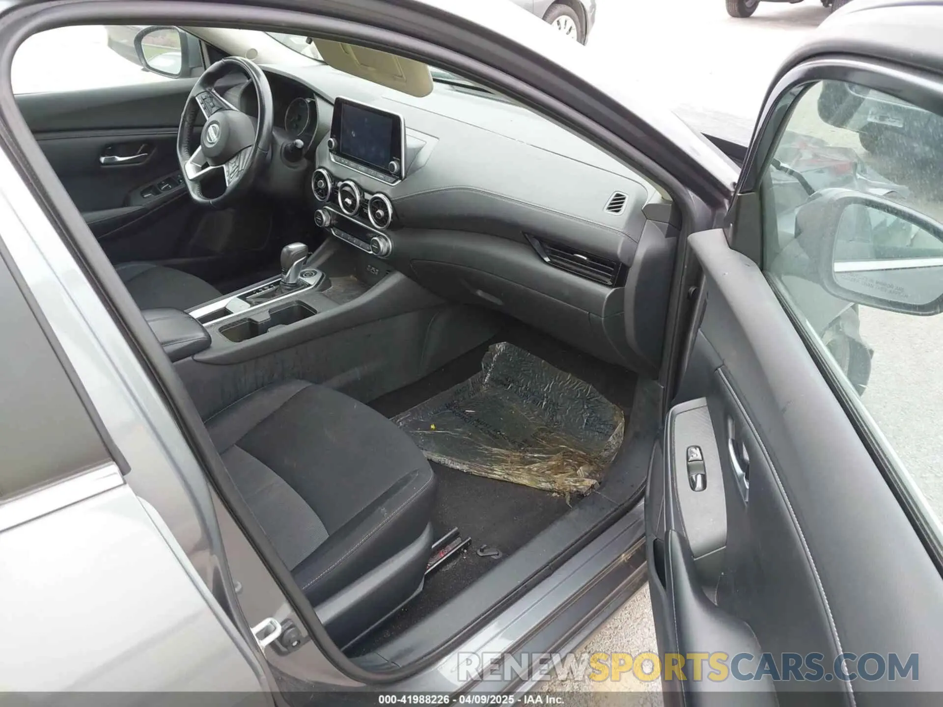 5 fotografías del automóvil dañado 3N1AB8CV5MY235691 NISSAN SENTRA 2021