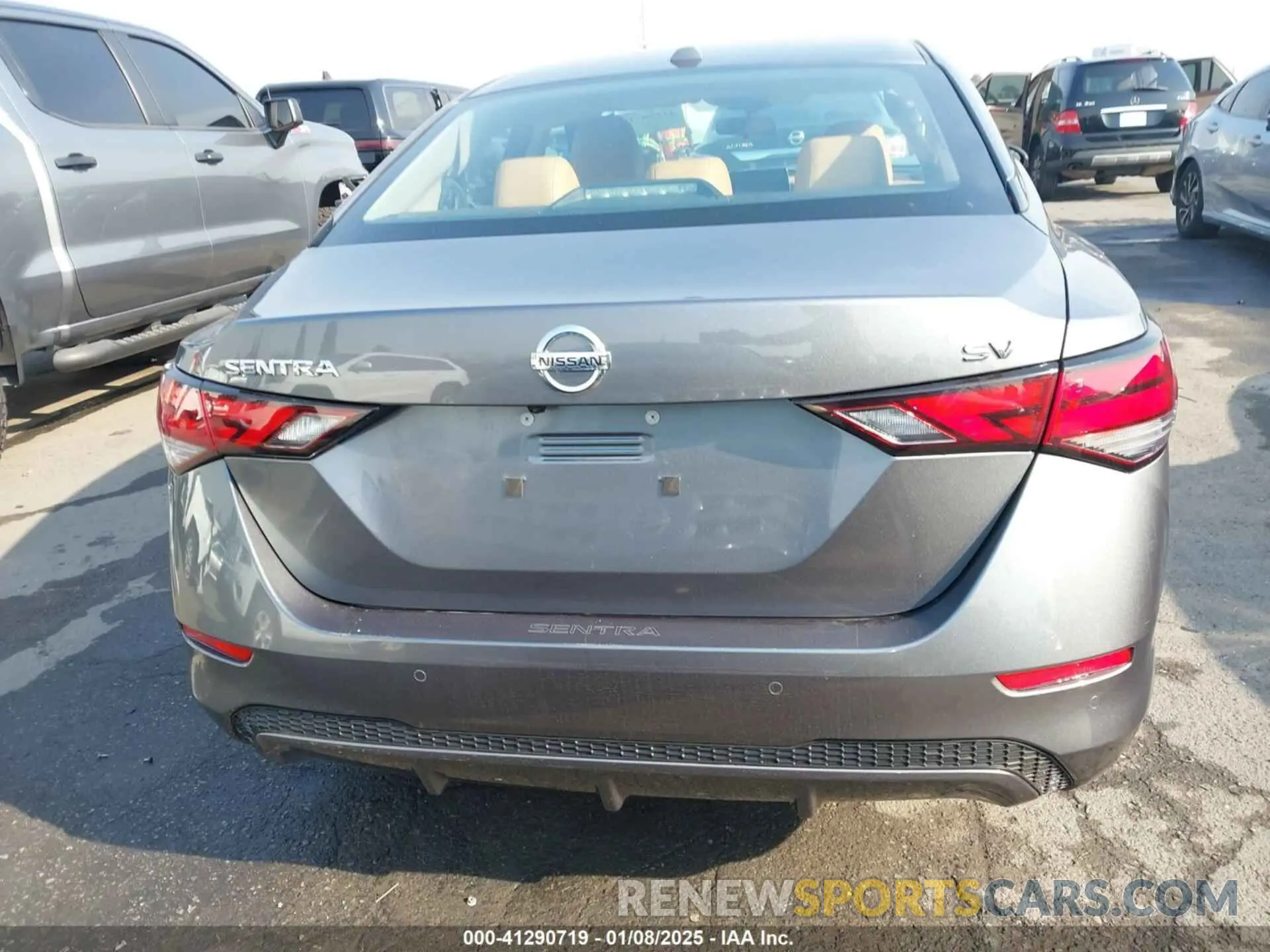 15 fotografías del automóvil dañado 3N1AB8CV5MY245346 NISSAN SENTRA 2021
