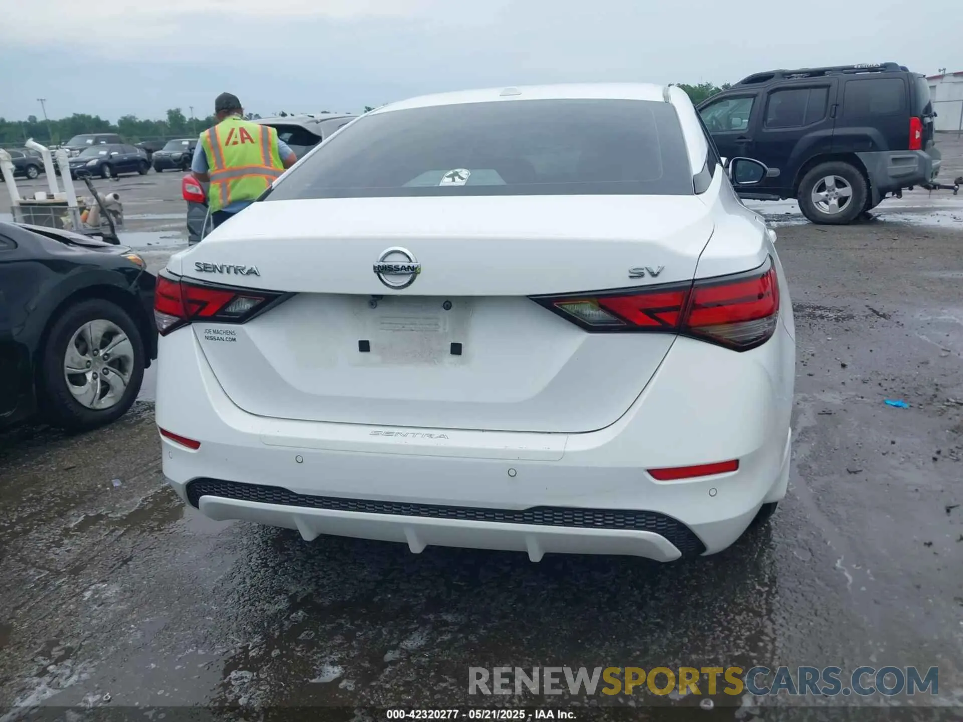 16 fotografías del automóvil dañado 3N1AB8CV5MY325729 NISSAN SENTRA 2021