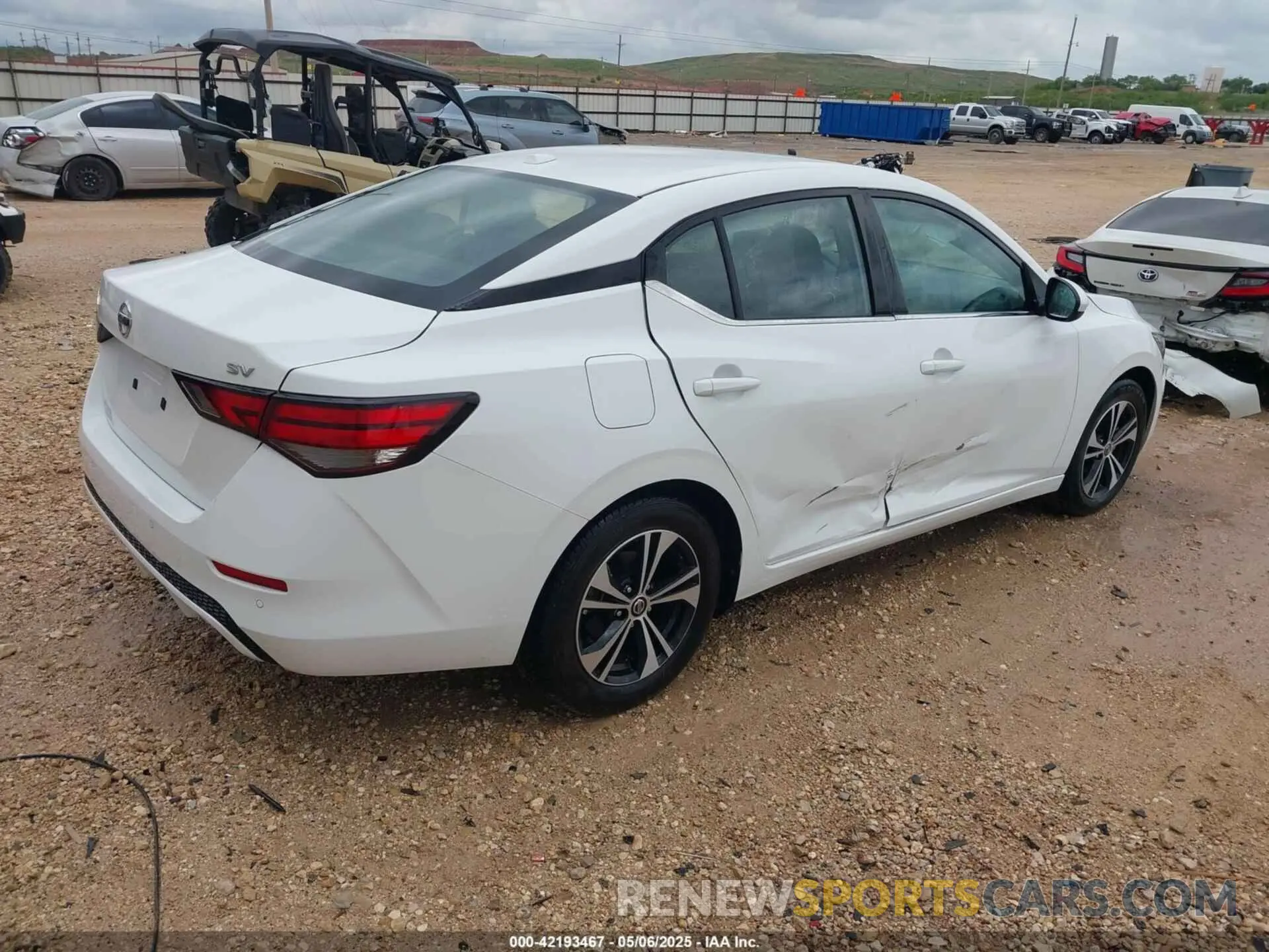 4 fotografías del automóvil dañado 3N1AB8CV6MY295057 NISSAN SENTRA 2021