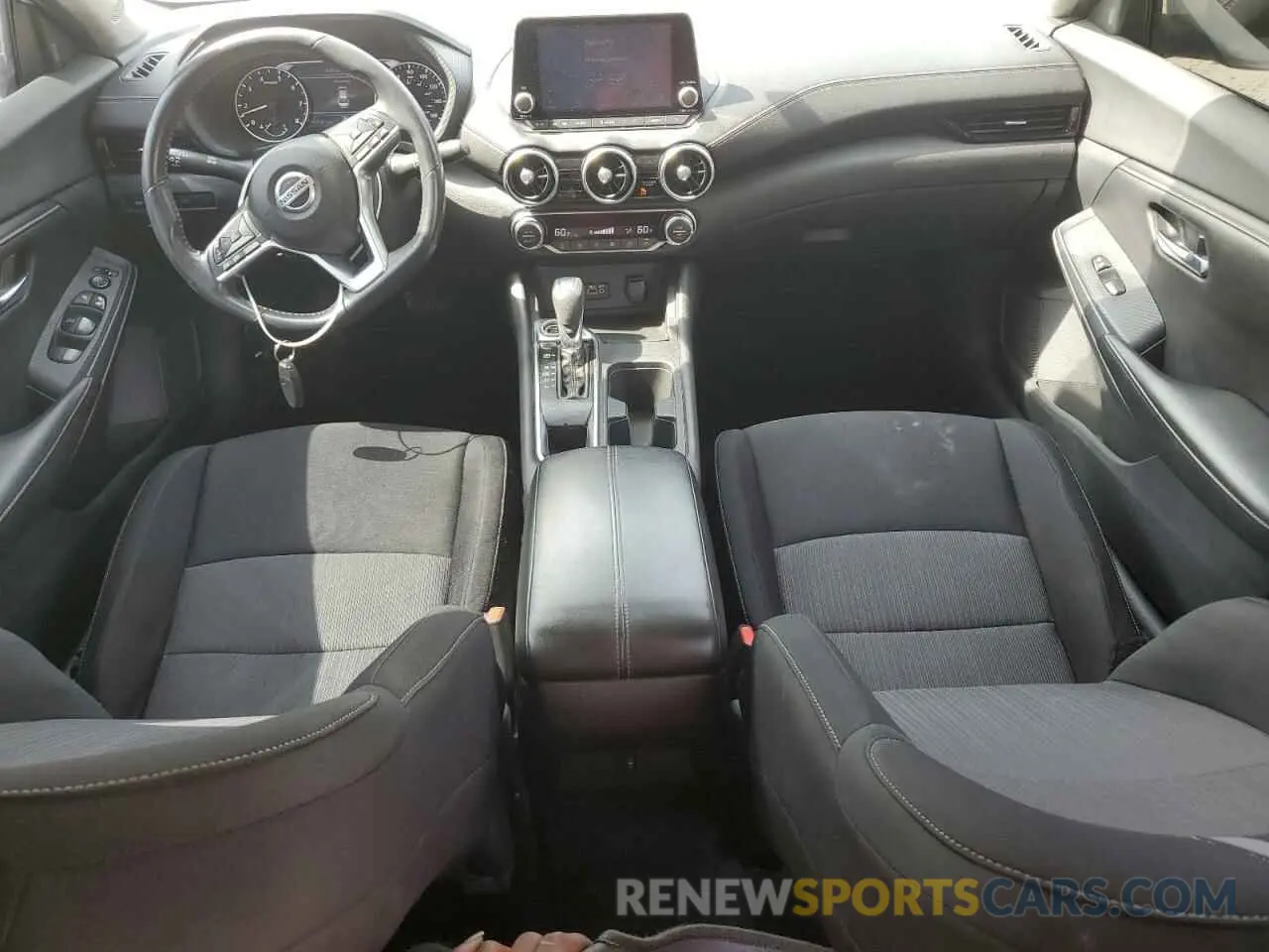 8 fotografías del automóvil dañado 3N1AB8CV8MY246877 NISSAN SENTRA 2021