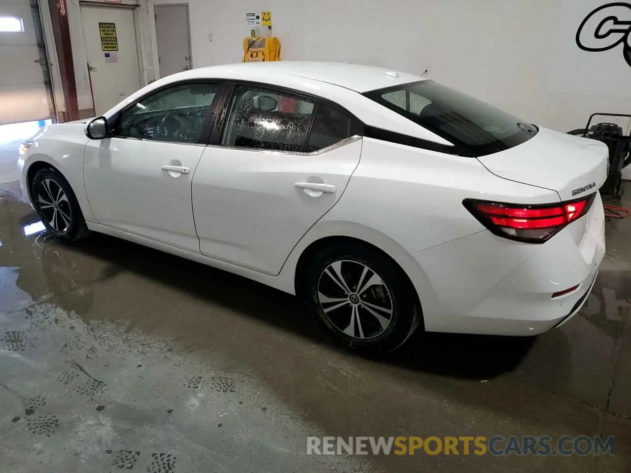 2 fotografías del automóvil dañado 3N1AB8CV8MY300842 NISSAN SENTRA 2021