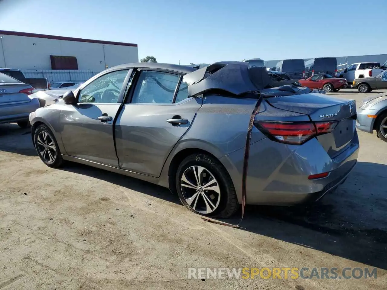 2 fotografías del automóvil dañado 3N1AB8CVXMY308666 NISSAN SENTRA 2021