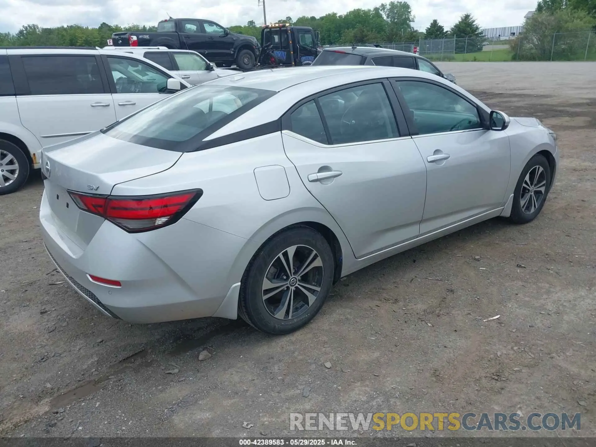 4 fotografías del automóvil dañado 3N1AB8CVXMY323412 NISSAN SENTRA 2021