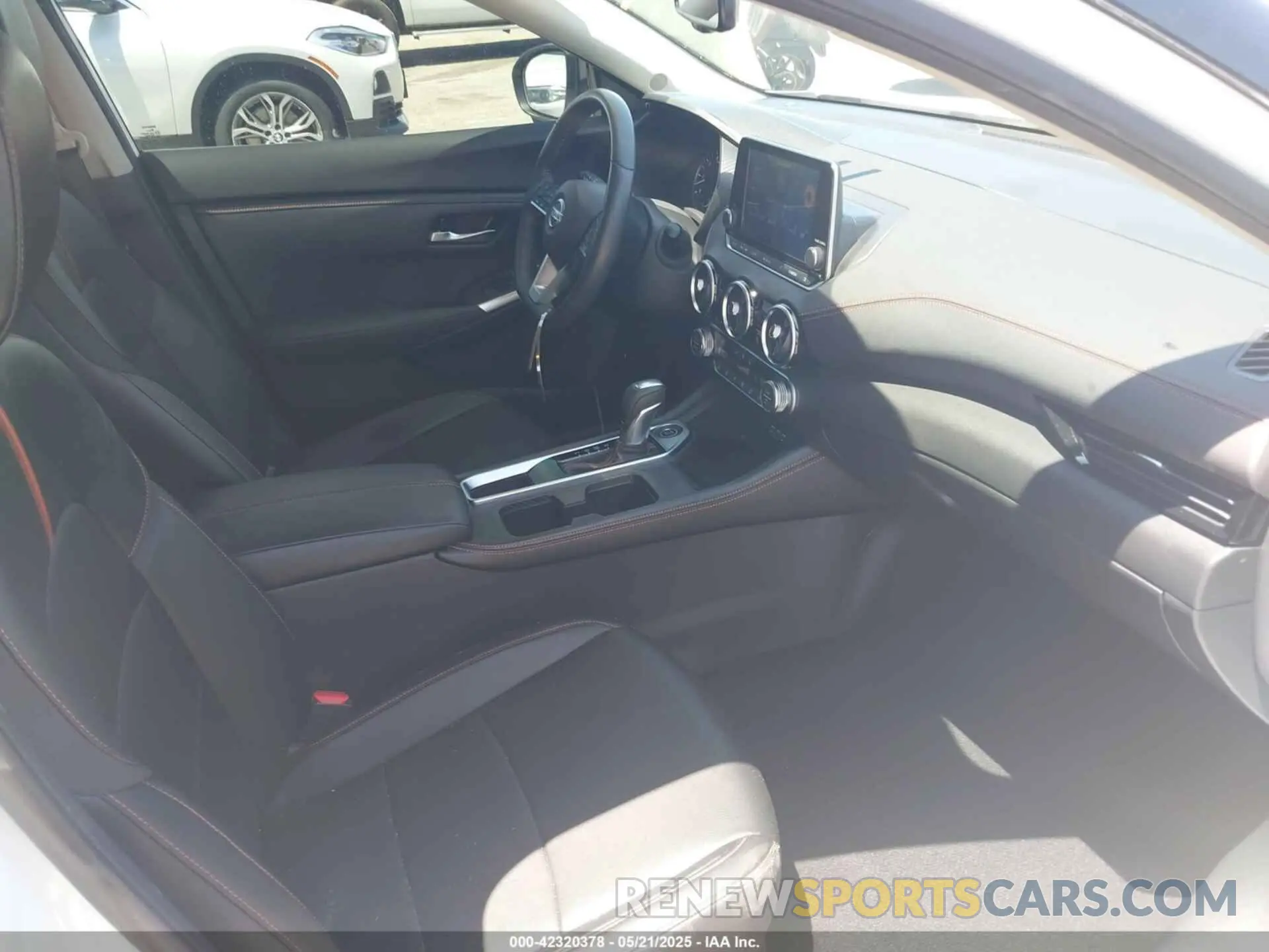 5 fotografías del automóvil dañado 3N1AB8DV0MY245835 NISSAN SENTRA 2021