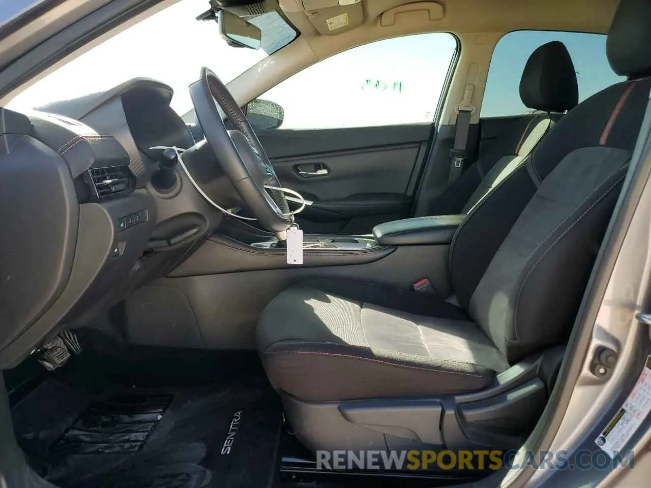 7 fotografías del automóvil dañado 3N1AB8DV0MY326771 NISSAN SENTRA 2021
