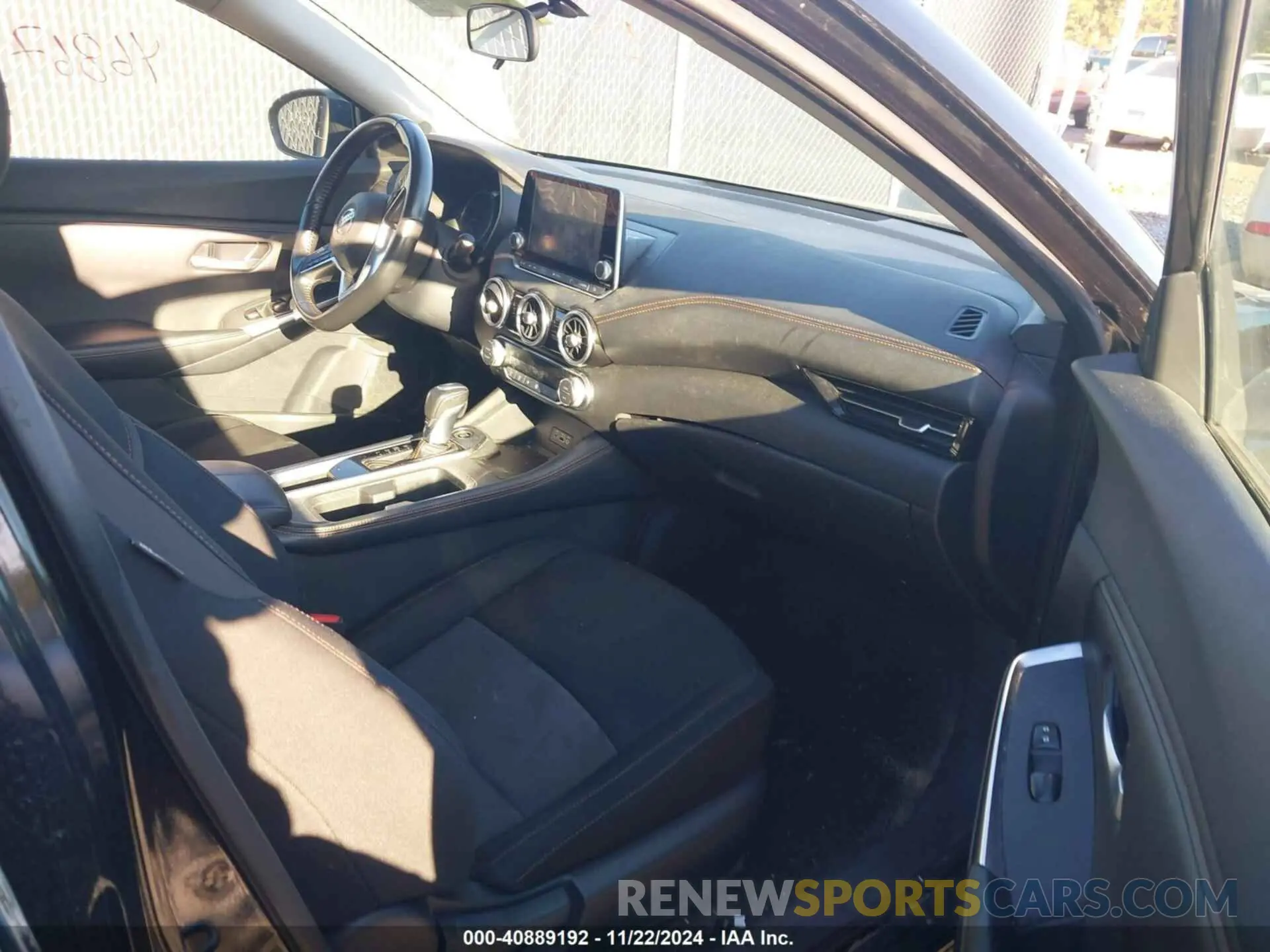 5 fotografías del automóvil dañado 3N1AB8DV4MY331763 NISSAN SENTRA 2021