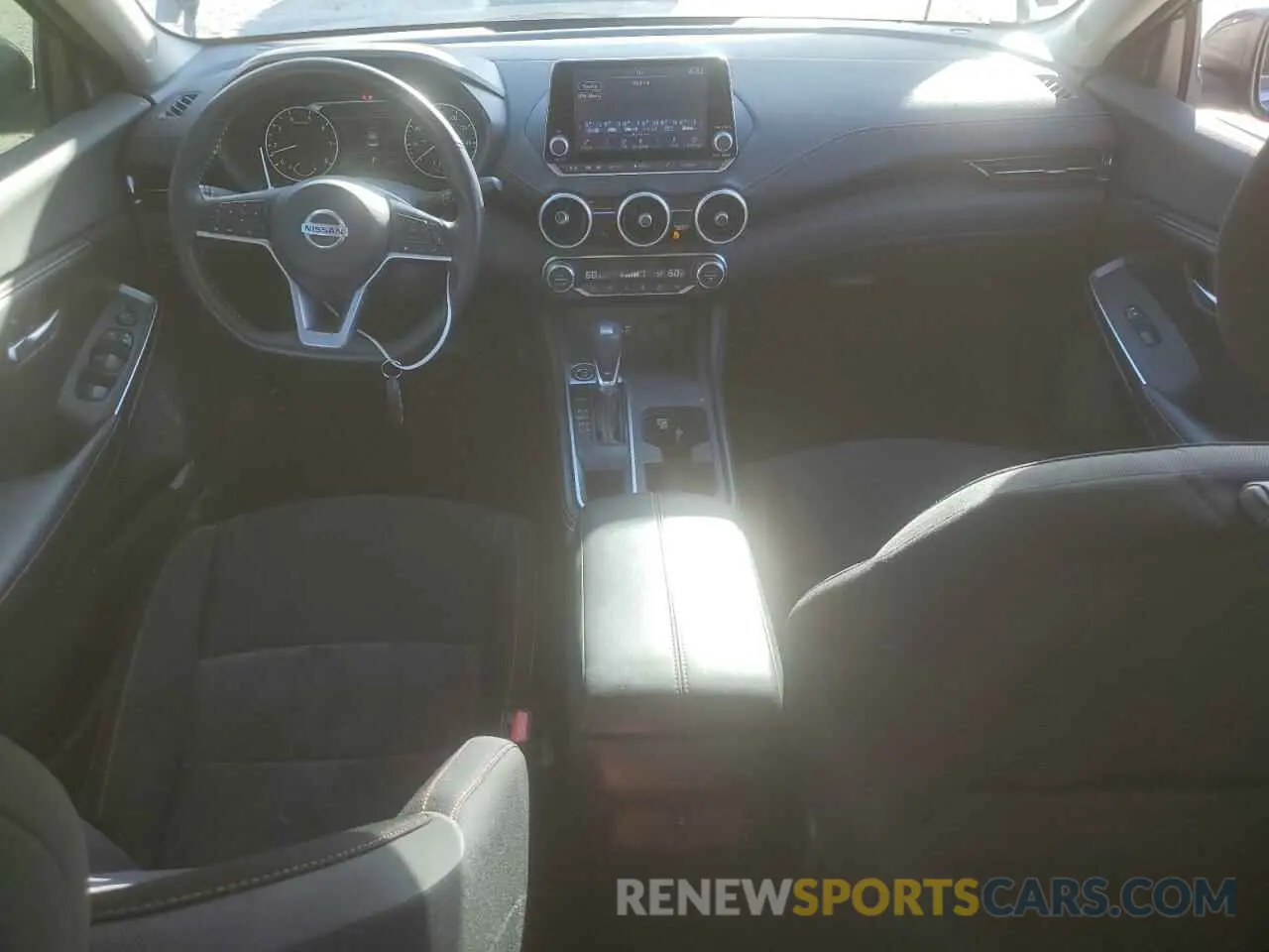 8 fotografías del automóvil dañado 3N1AB8DV6MY316603 NISSAN SENTRA 2021