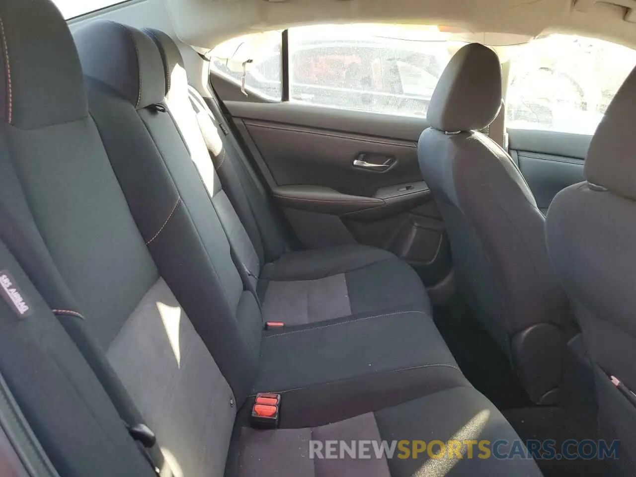 10 fotografías del automóvil dañado 3N1AB8DV8MY210783 NISSAN SENTRA 2021