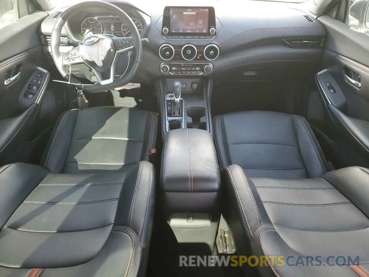 8 fotografías del automóvil dañado 3N1AB8DV8MY321690 NISSAN SENTRA 2021