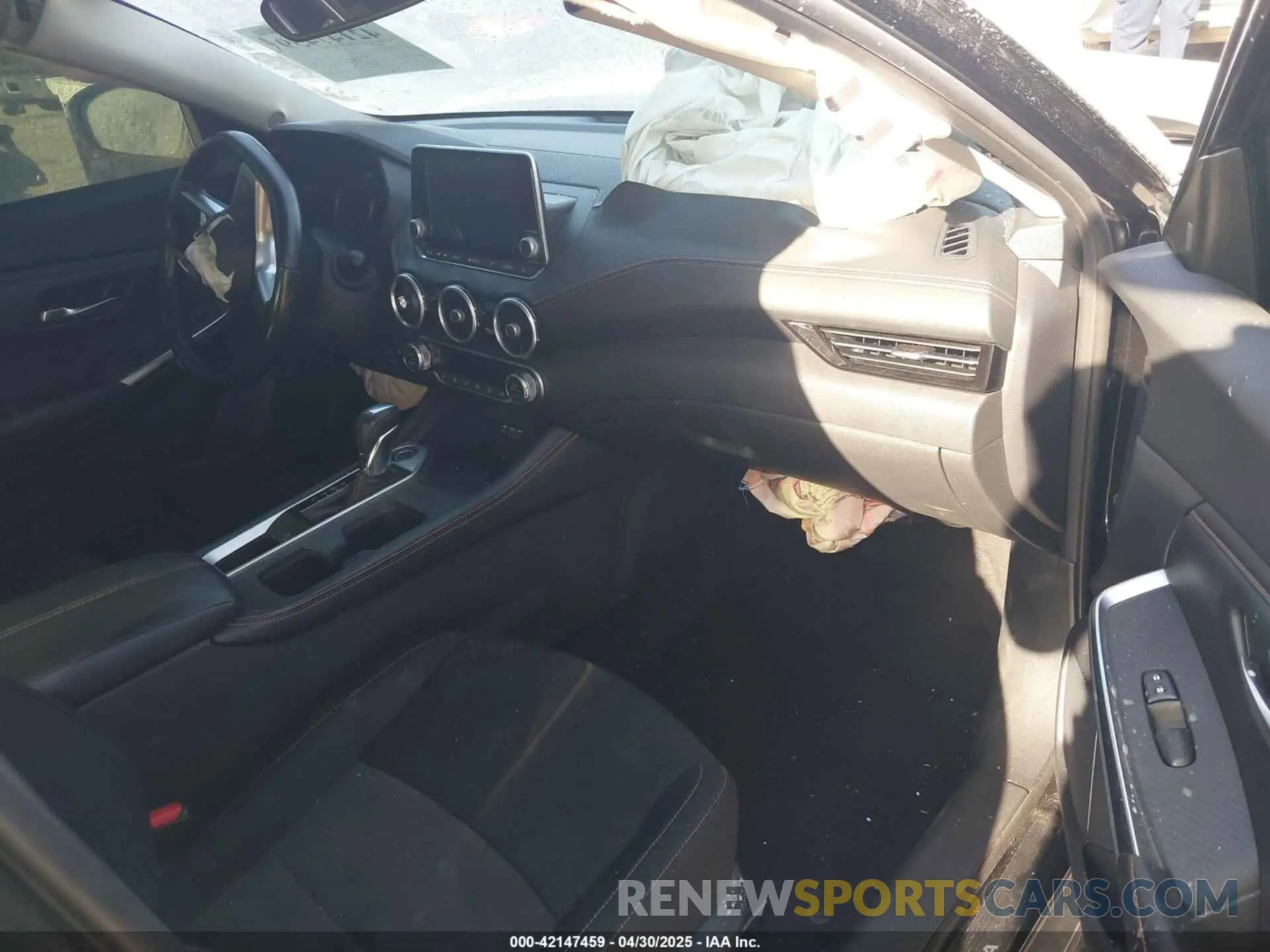 5 fotografías del automóvil dañado 3N1AB8DV9MY288232 NISSAN SENTRA 2021