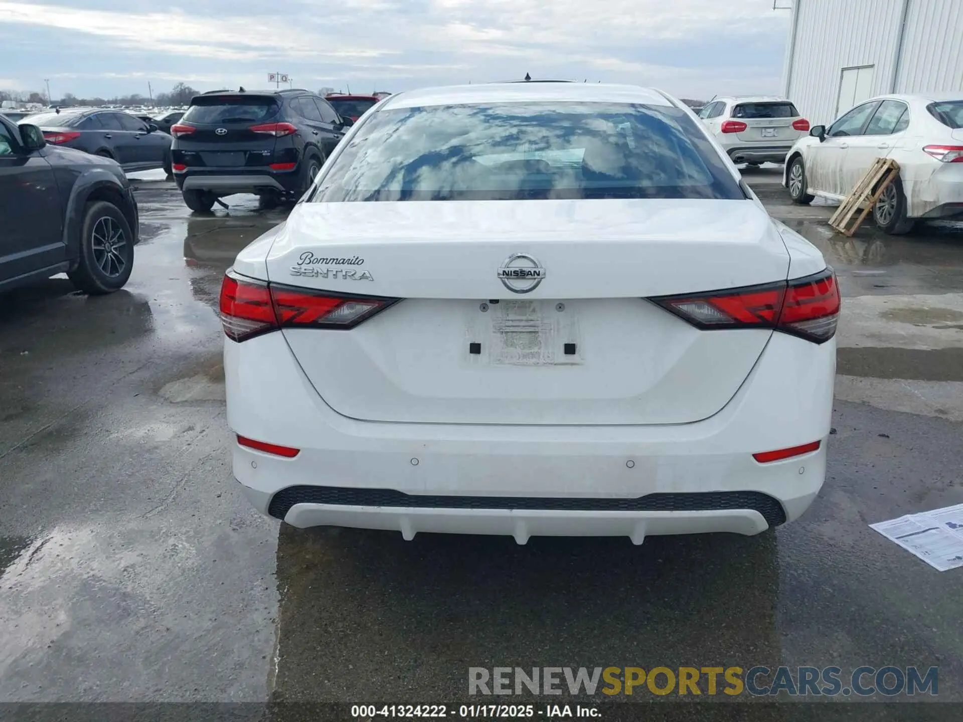 15 fotografías del automóvil dañado 3N1AB8BV0NY252854 NISSAN SENTRA 2022