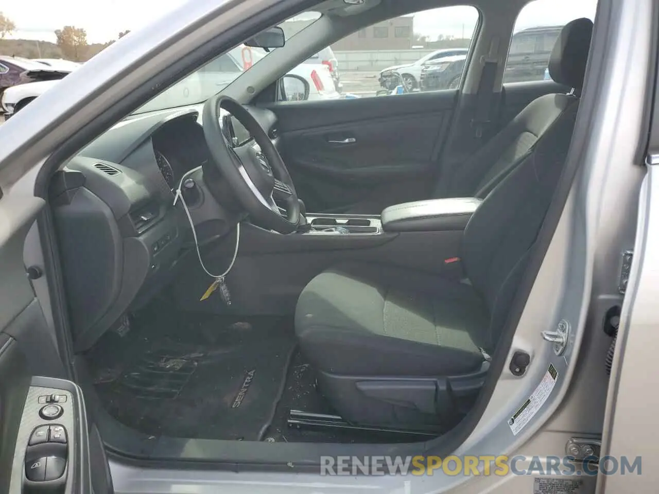 7 fotografías del automóvil dañado 3N1AB8BV0NY279102 NISSAN SENTRA 2022