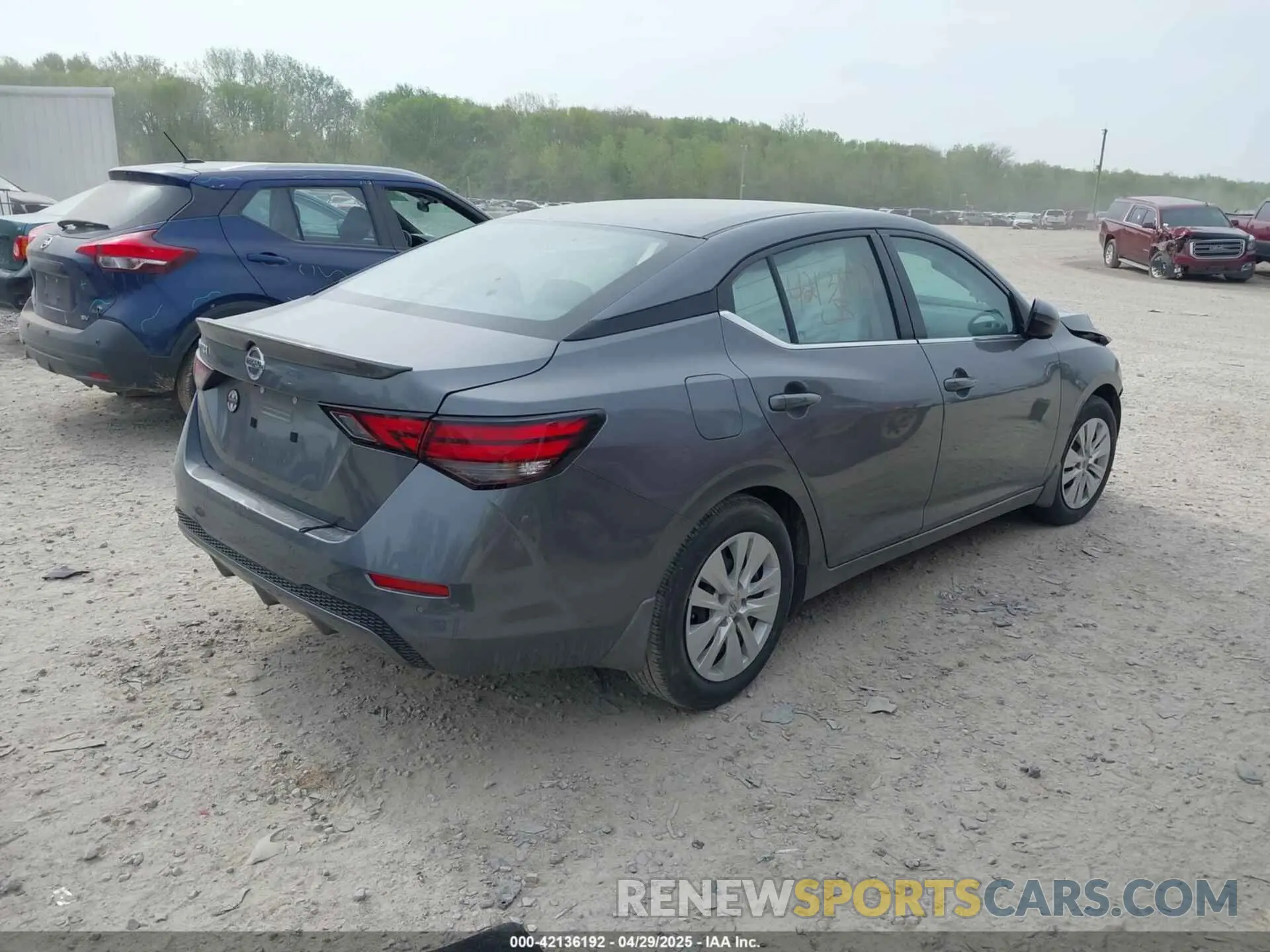 4 fotografías del automóvil dañado 3N1AB8BV0NY281819 NISSAN SENTRA 2022