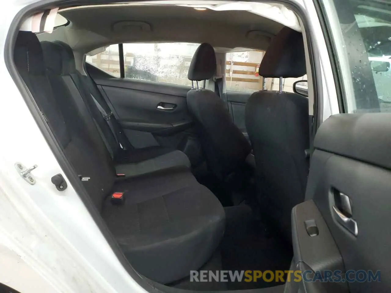 10 fotografías del automóvil dañado 3N1AB8BV0NY297180 NISSAN SENTRA 2022