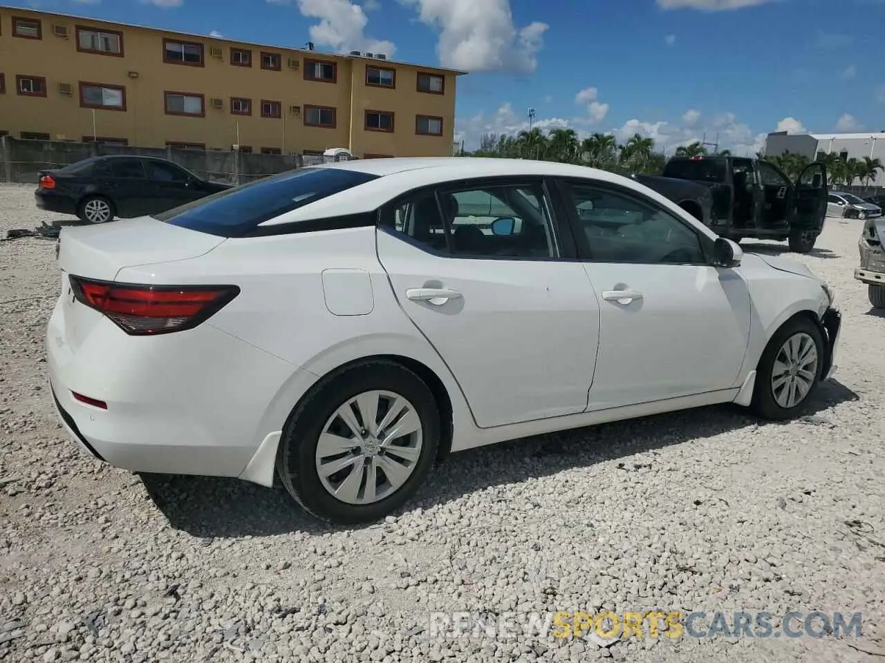 3 fotografías del automóvil dañado 3N1AB8BV1NY241250 NISSAN SENTRA 2022