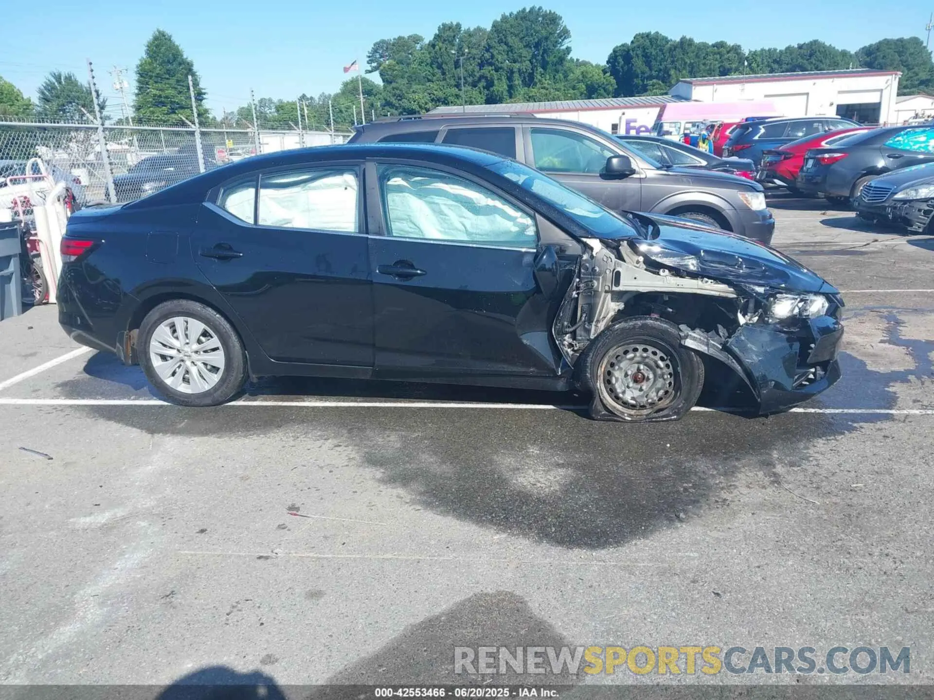 13 fotografías del automóvil dañado 3N1AB8BV1NY259120 NISSAN SENTRA 2022