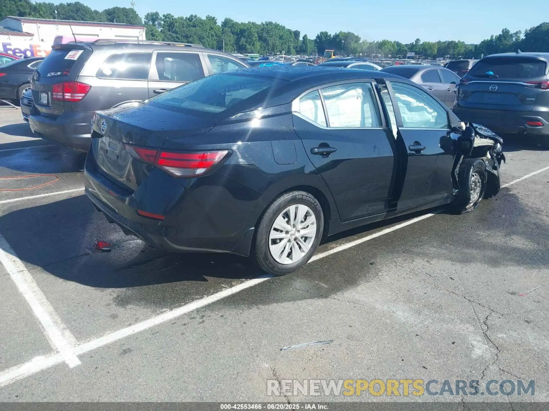 4 fotografías del automóvil dañado 3N1AB8BV1NY259120 NISSAN SENTRA 2022