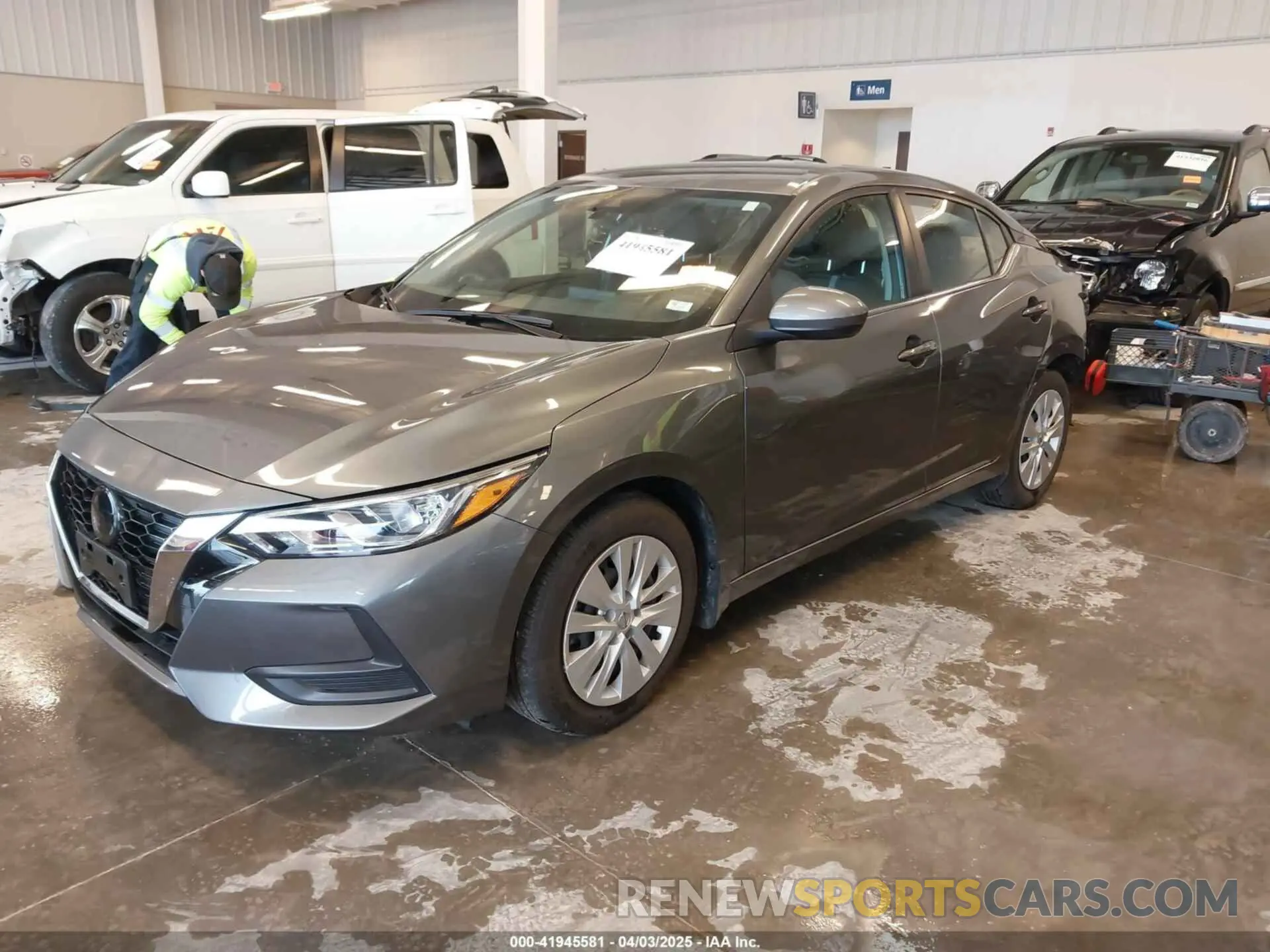 2 fotografías del automóvil dañado 3N1AB8BV1NY282039 NISSAN SENTRA 2022