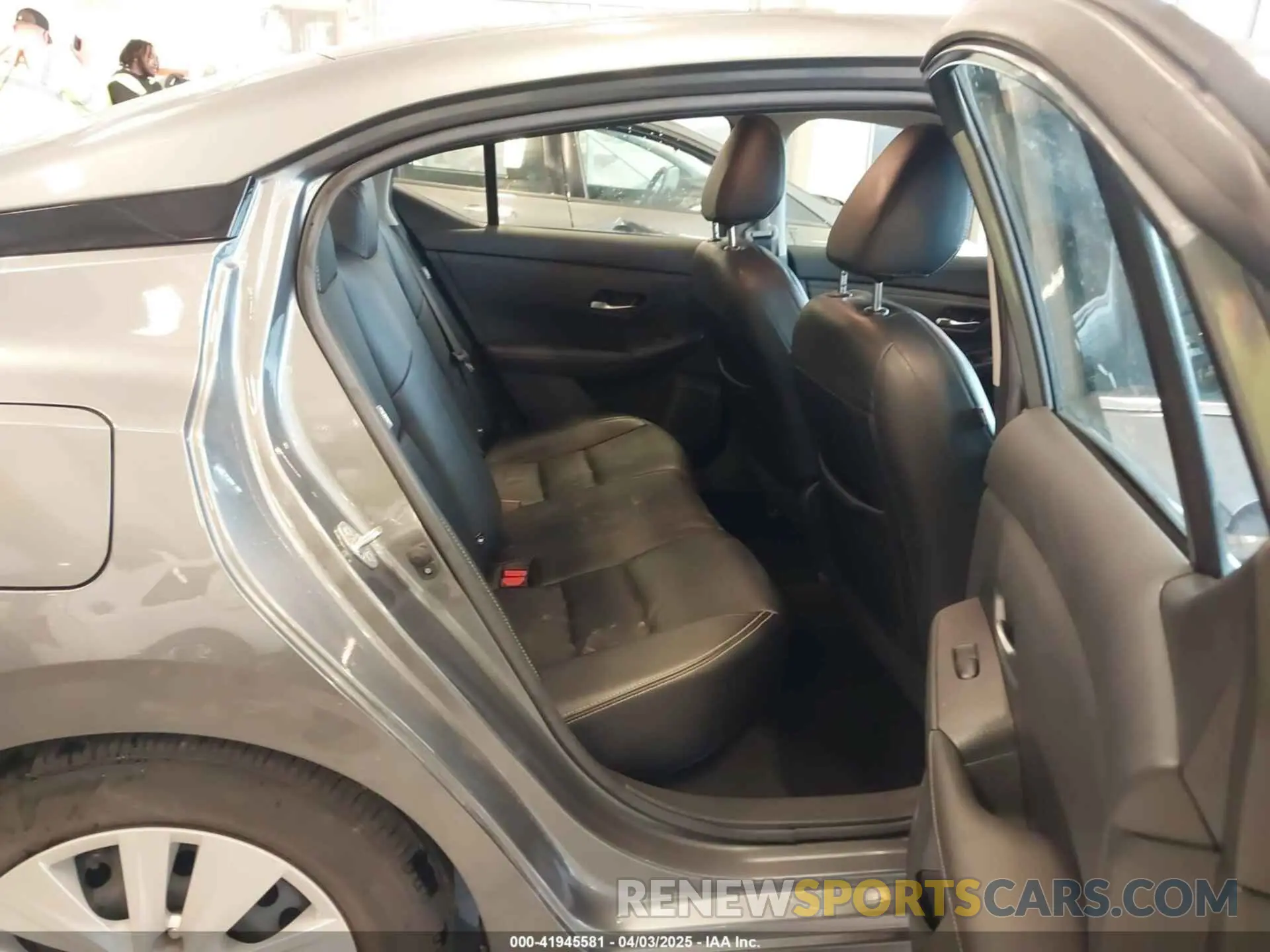 8 fotografías del automóvil dañado 3N1AB8BV1NY282039 NISSAN SENTRA 2022