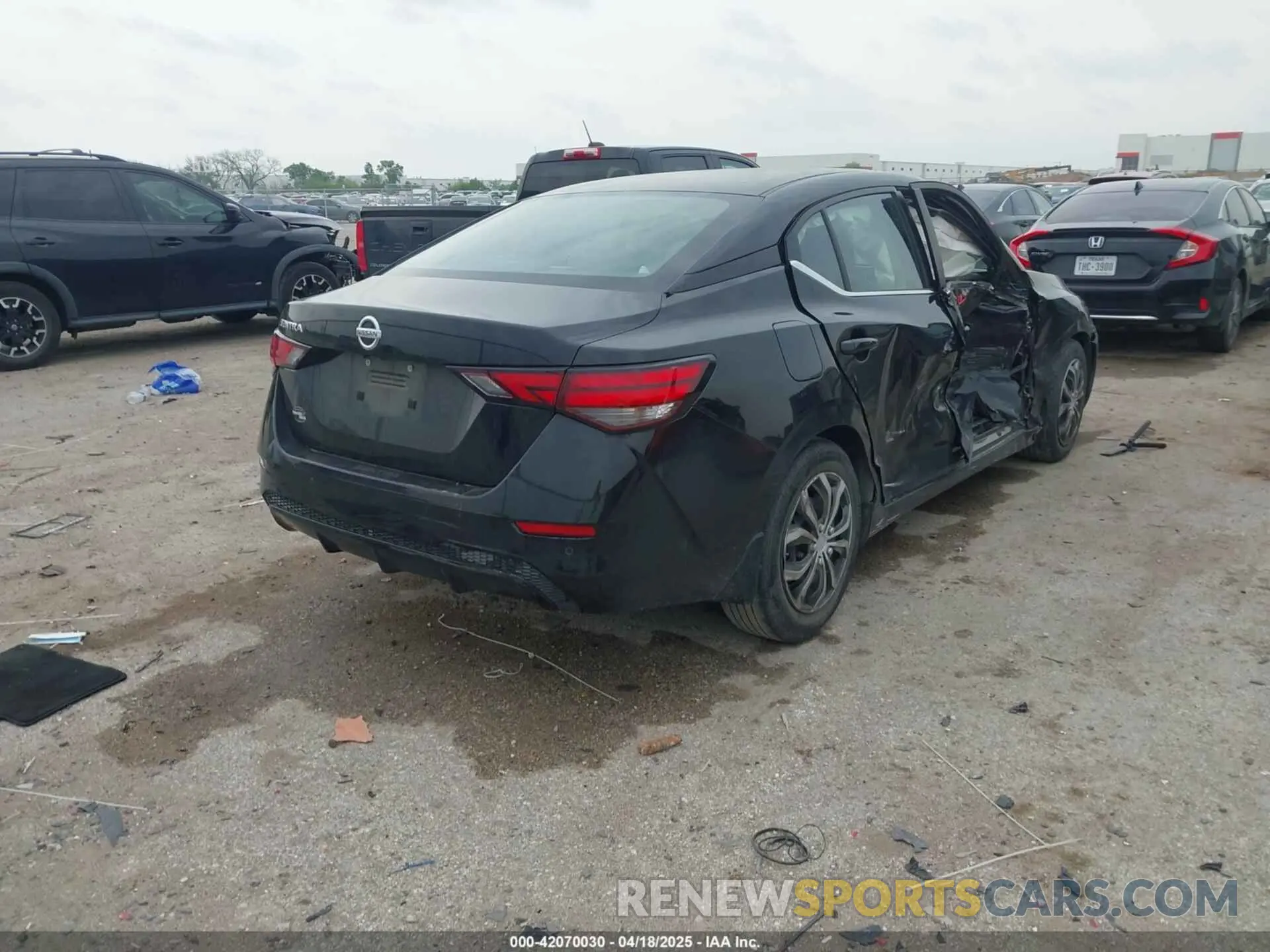 4 fotografías del automóvil dañado 3N1AB8BV2NY228510 NISSAN SENTRA 2022