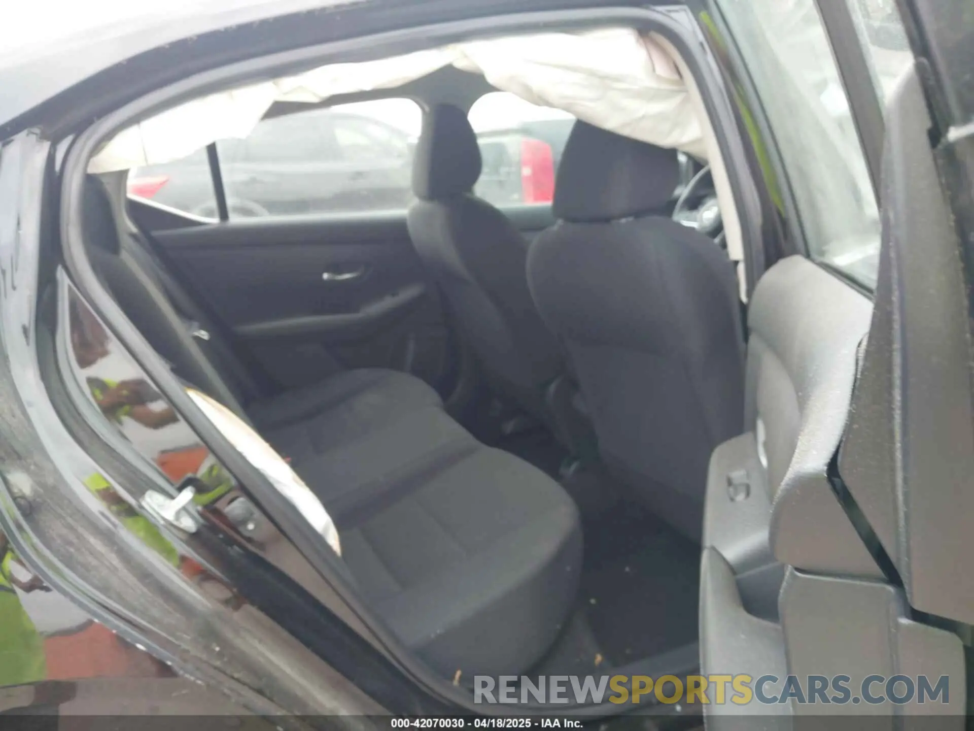 8 fotografías del automóvil dañado 3N1AB8BV2NY228510 NISSAN SENTRA 2022