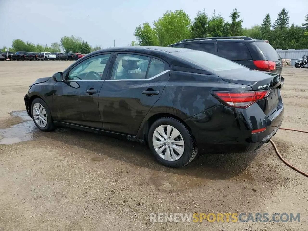2 fotografías del automóvil dañado 3N1AB8BV3NY266814 NISSAN SENTRA 2022