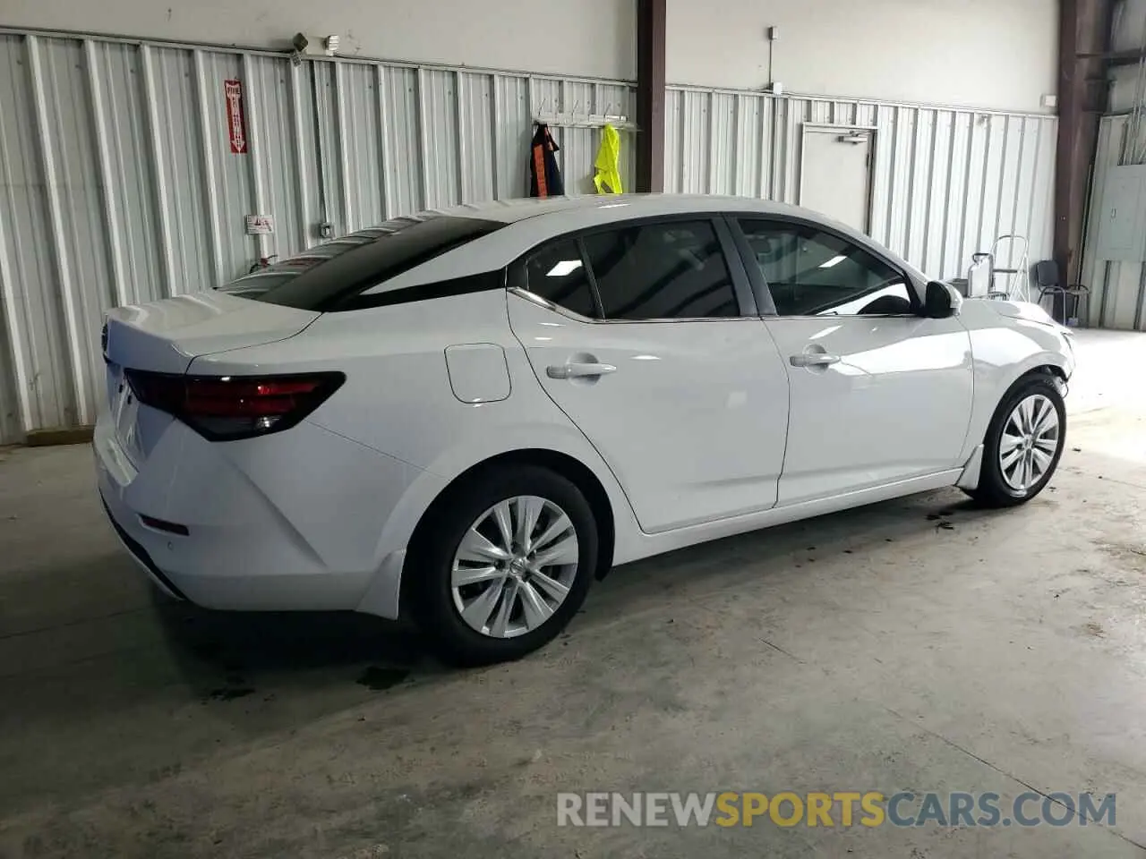 3 fotografías del automóvil dañado 3N1AB8BV5NY238450 NISSAN SENTRA 2022