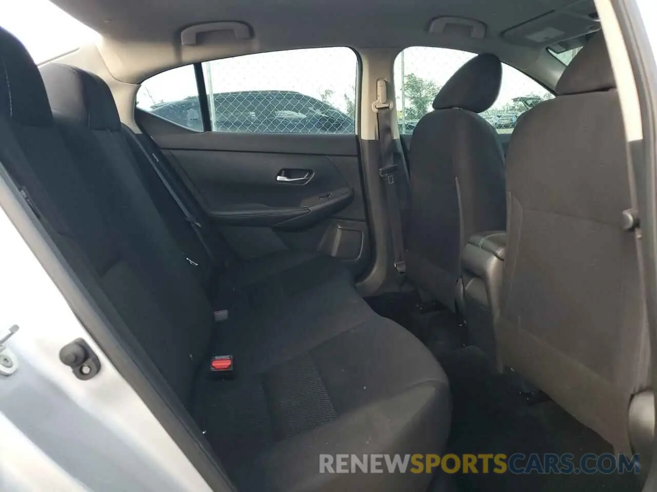 10 fotografías del automóvil dañado 3N1AB8BV5NY278222 NISSAN SENTRA 2022