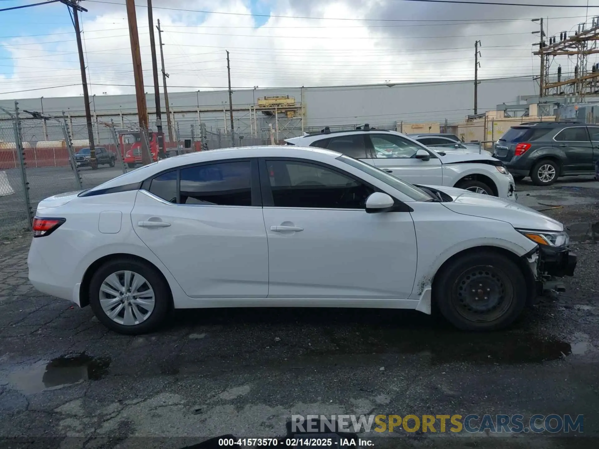 14 fotografías del automóvil dañado 3N1AB8BV7NY259073 NISSAN SENTRA 2022