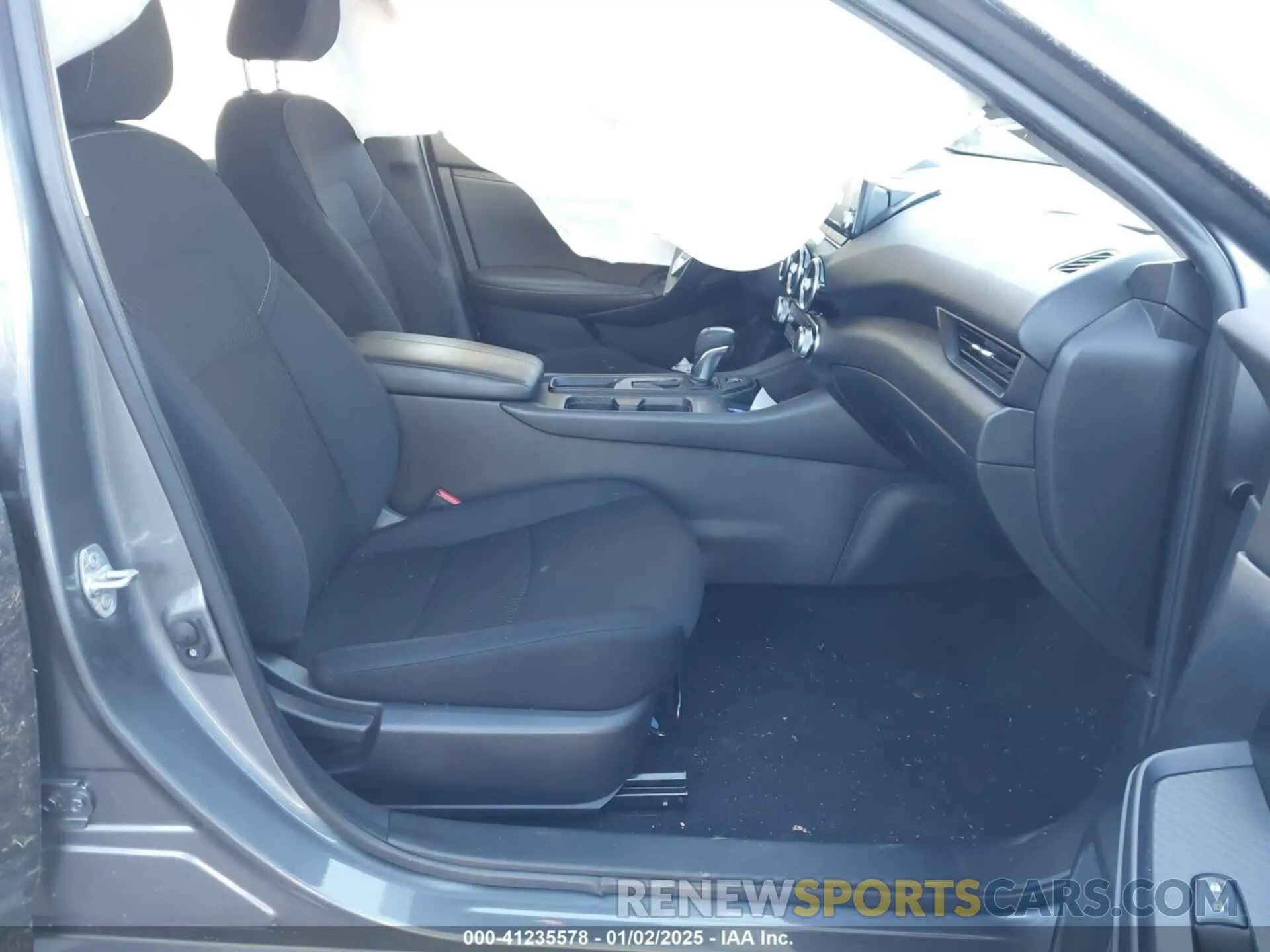 5 fotografías del automóvil dañado 3N1AB8BV7NY263401 NISSAN SENTRA 2022