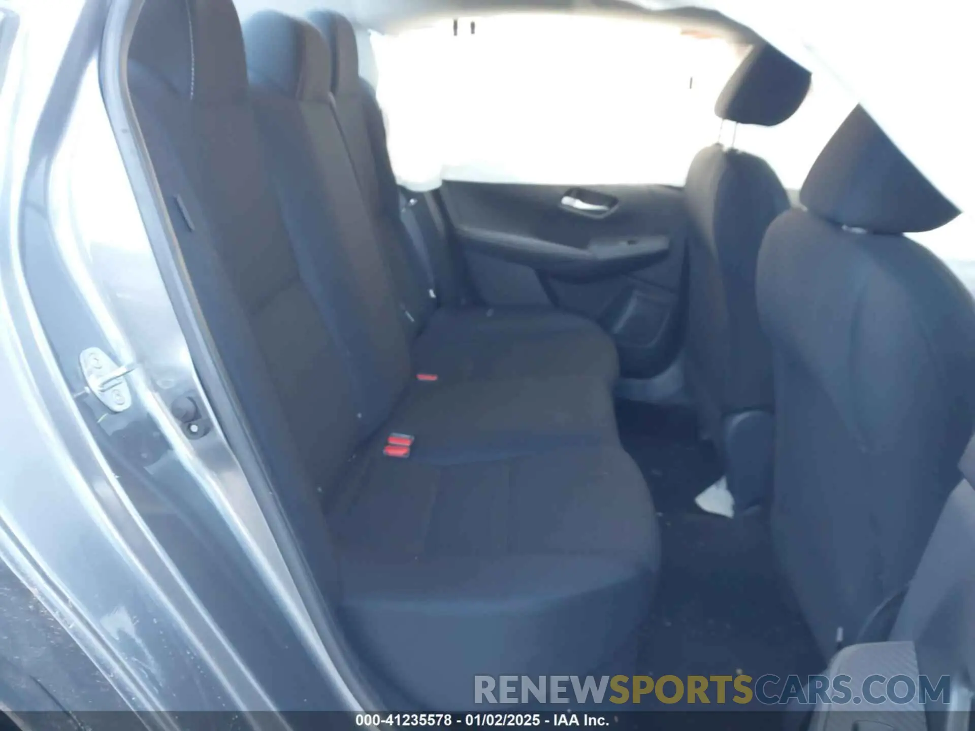 8 fotografías del automóvil dañado 3N1AB8BV7NY263401 NISSAN SENTRA 2022
