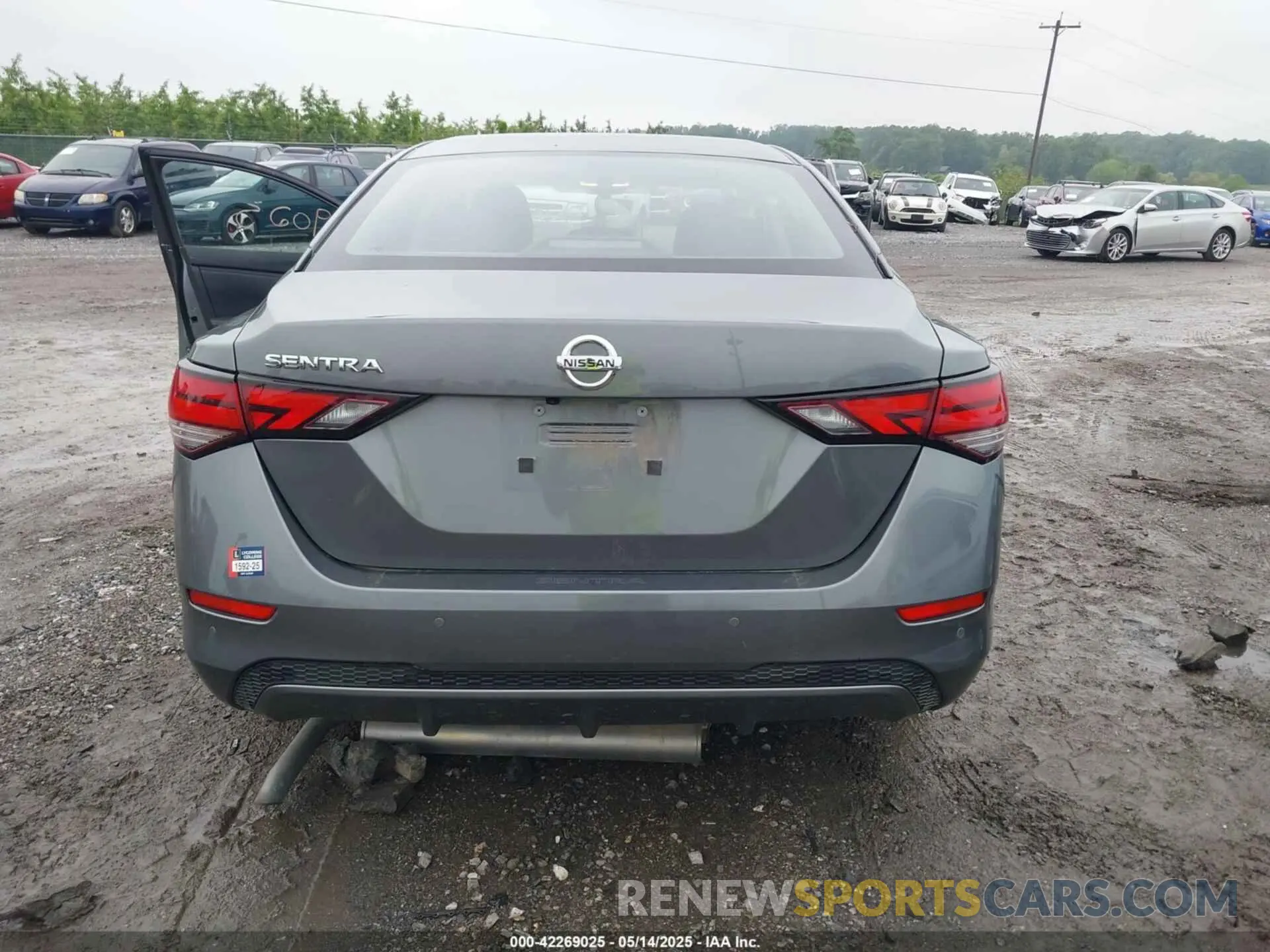 16 fotografías del automóvil dañado 3N1AB8BV9NY282547 NISSAN SENTRA 2022