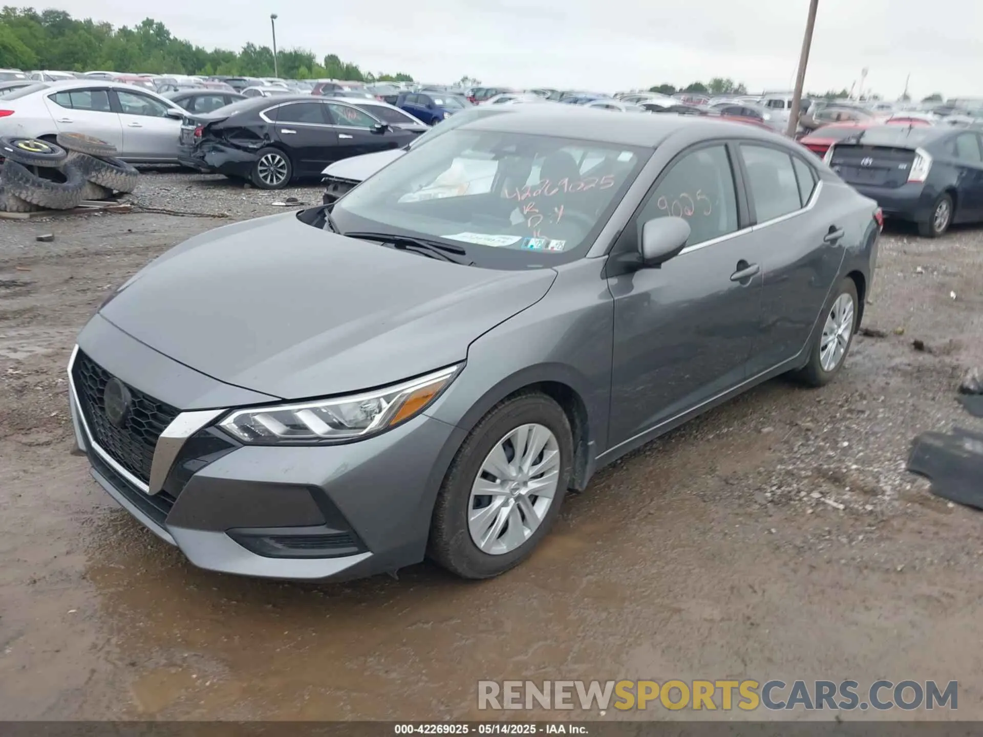 2 fotografías del automóvil dañado 3N1AB8BV9NY282547 NISSAN SENTRA 2022