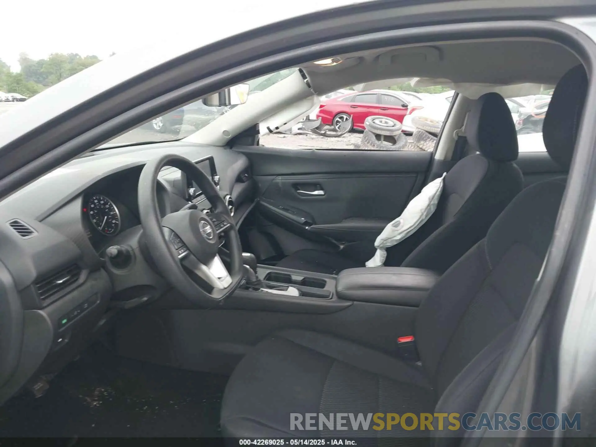 5 fotografías del automóvil dañado 3N1AB8BV9NY282547 NISSAN SENTRA 2022