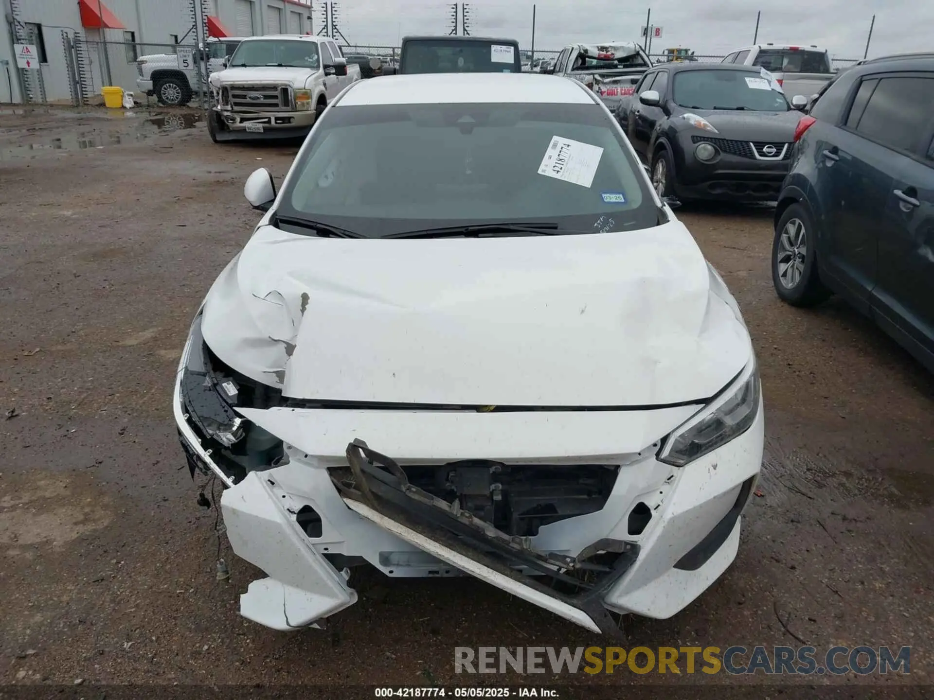 13 fotografías del automóvil dañado 3N1AB8CV0NY233123 NISSAN SENTRA 2022