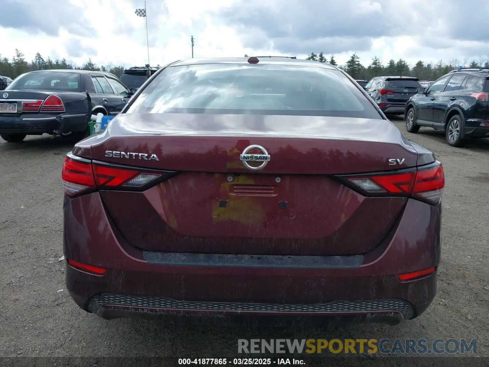 17 fotografías del automóvil dañado 3N1AB8CV0NY241450 NISSAN SENTRA 2022