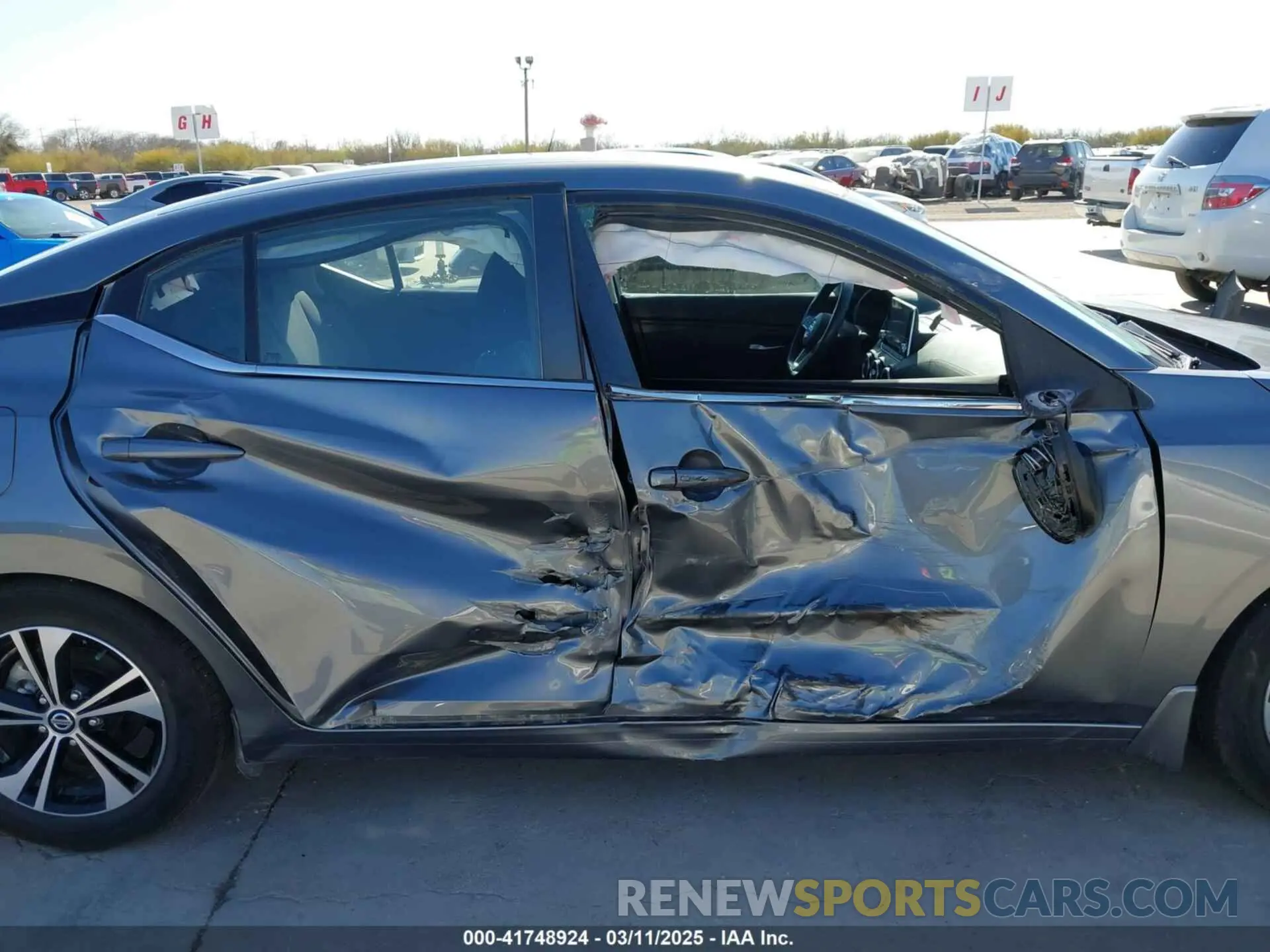 13 fotografías del automóvil dañado 3N1AB8CV0NY291779 NISSAN SENTRA 2022