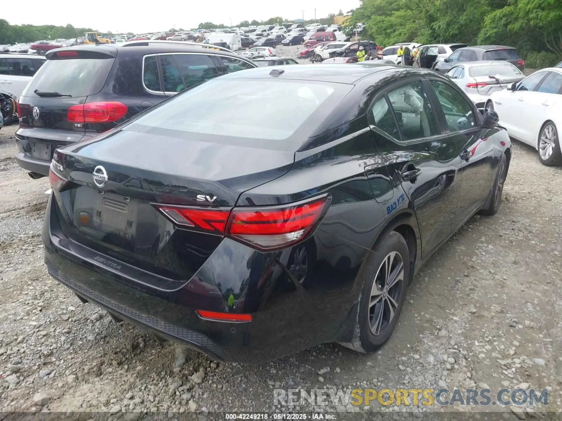 4 fotografías del automóvil dañado 3N1AB8CV1NY301168 NISSAN SENTRA 2022