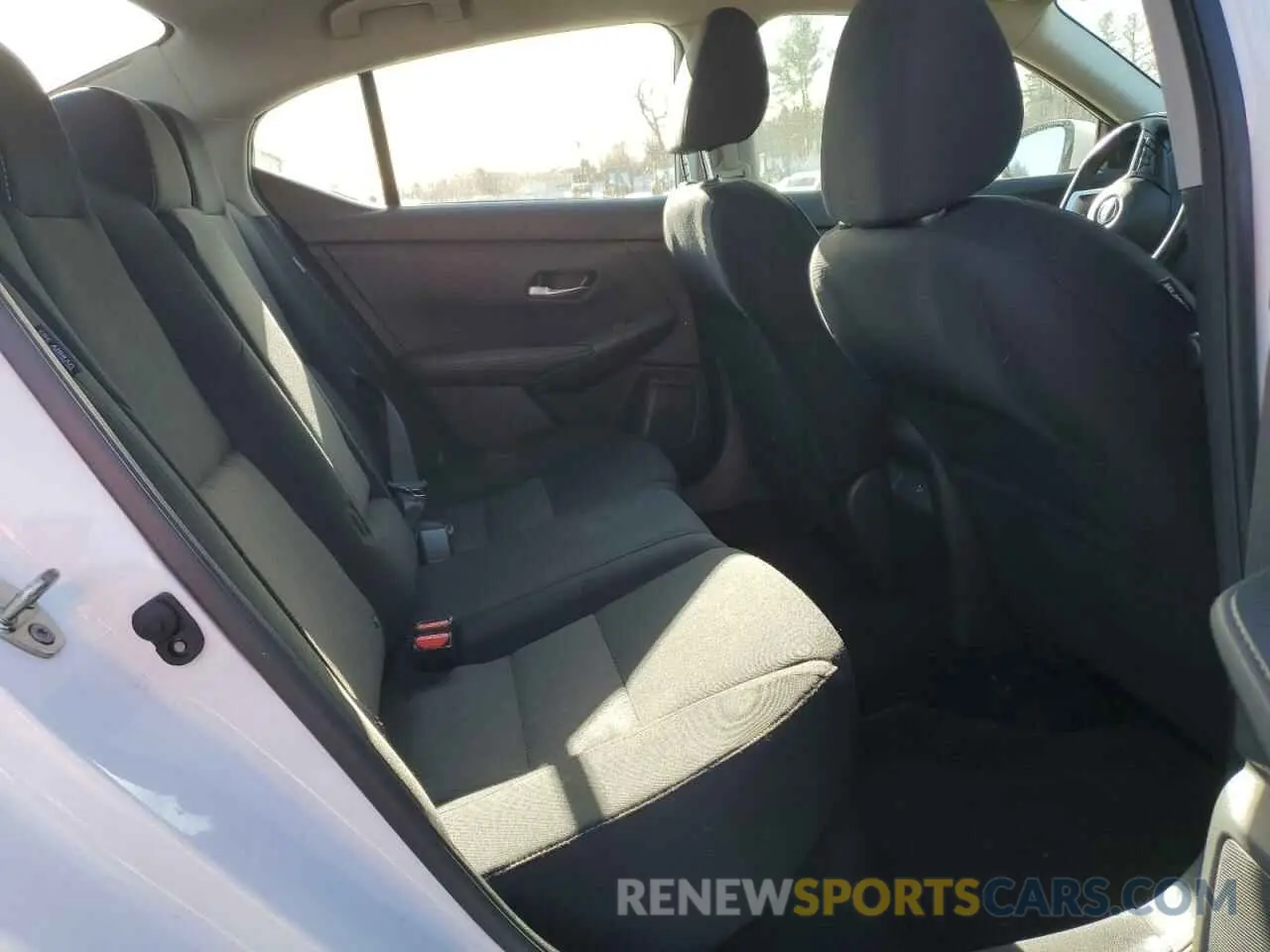 10 fotografías del automóvil dañado 3N1AB8CV2NY287653 NISSAN SENTRA 2022