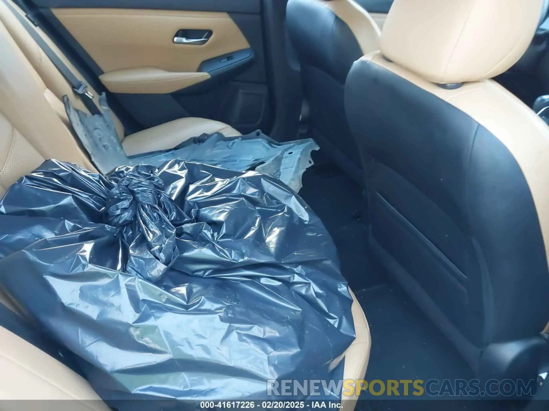 8 fotografías del automóvil dañado 3N1AB8CV2NY298670 NISSAN SENTRA 2022