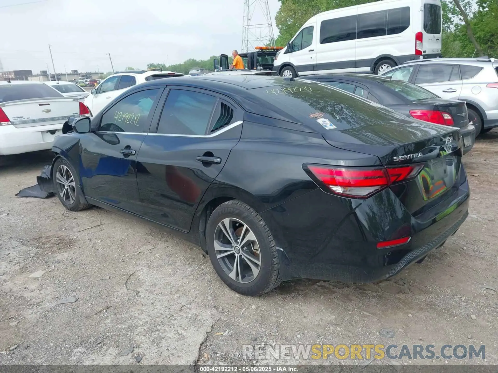 3 fotografías del automóvil dañado 3N1AB8CV3NY208166 NISSAN SENTRA 2022