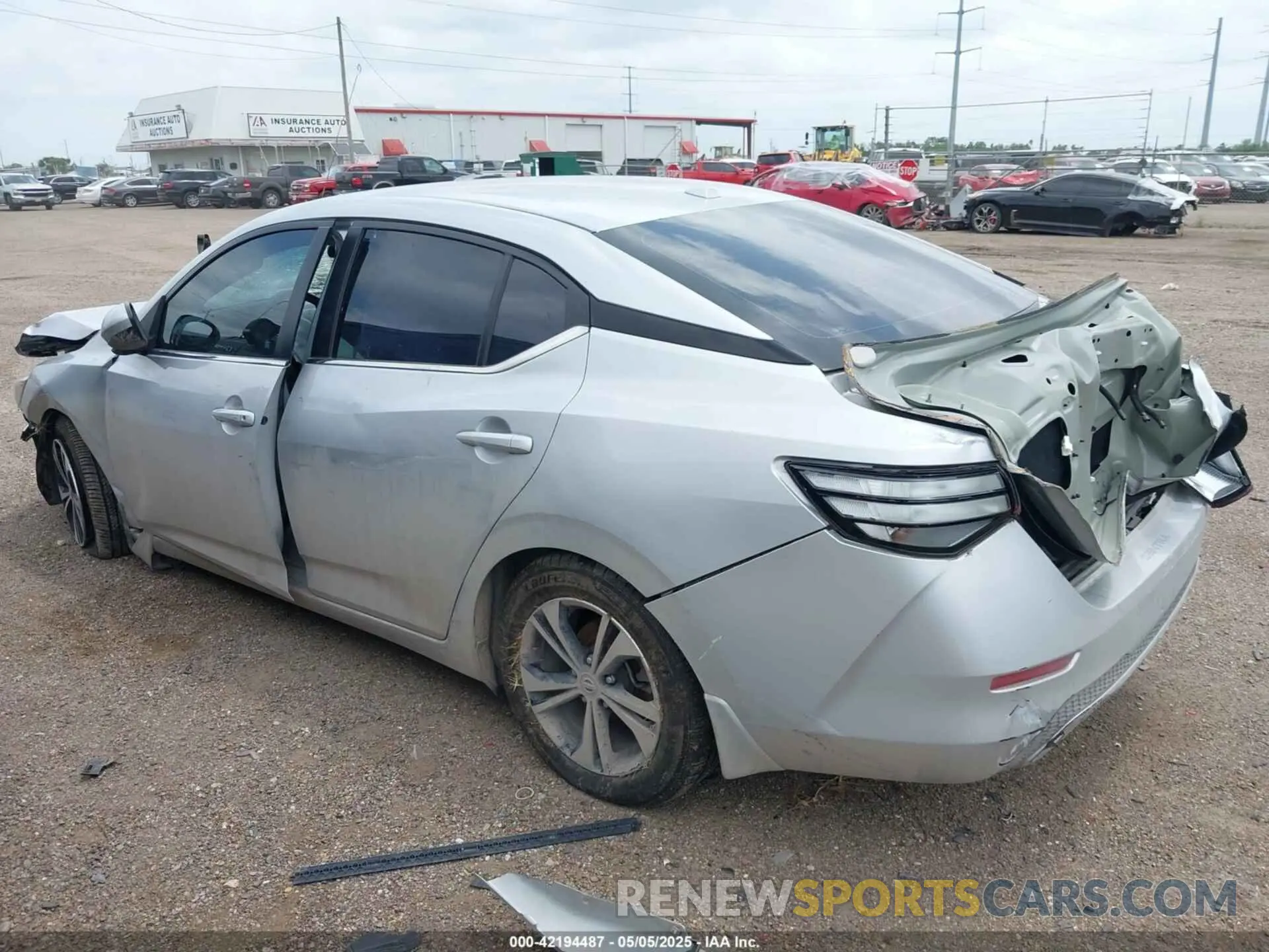 3 fotografías del automóvil dañado 3N1AB8CV3NY215330 NISSAN SENTRA 2022