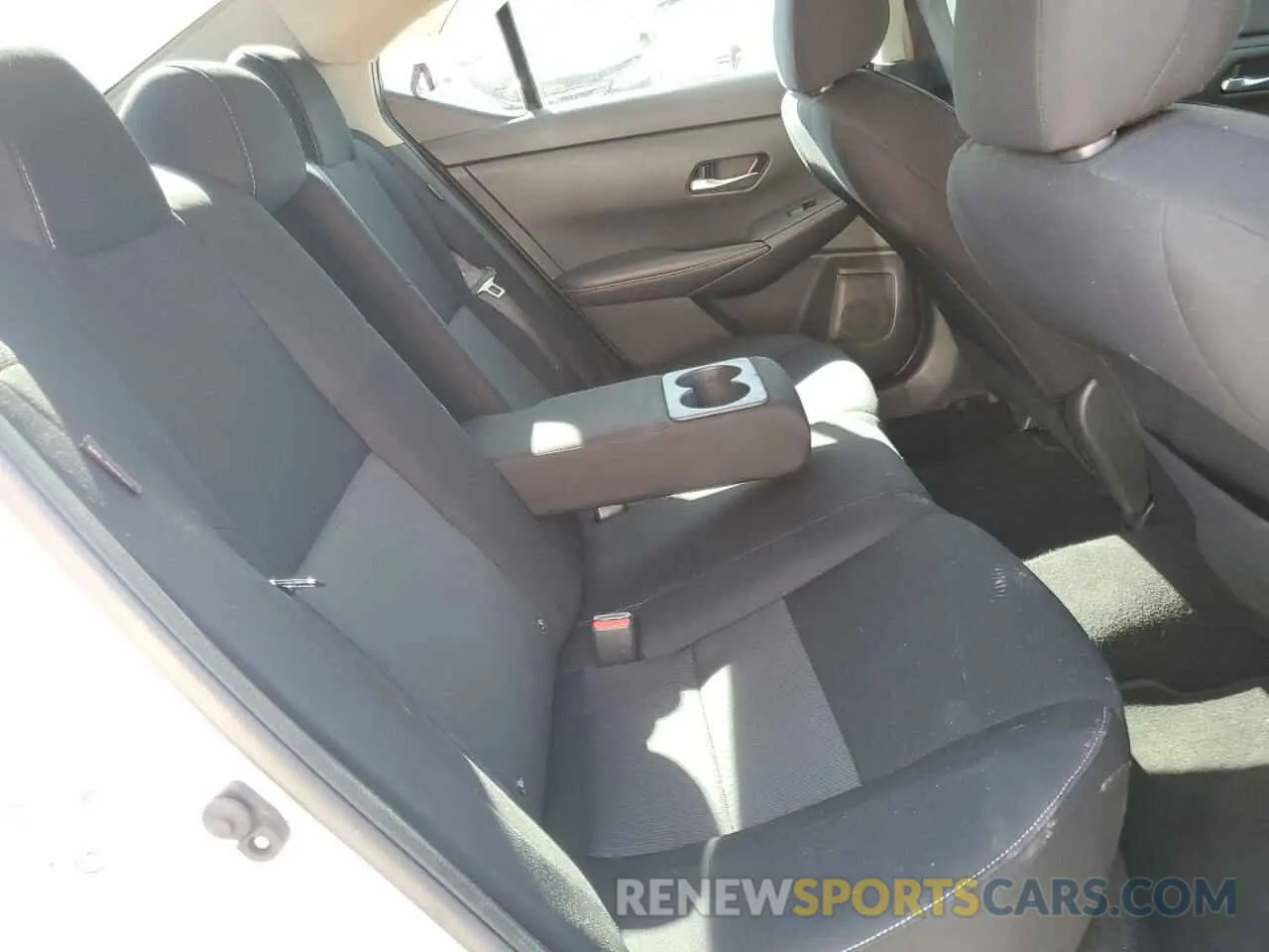 10 fotografías del automóvil dañado 3N1AB8CV3NY272322 NISSAN SENTRA 2022