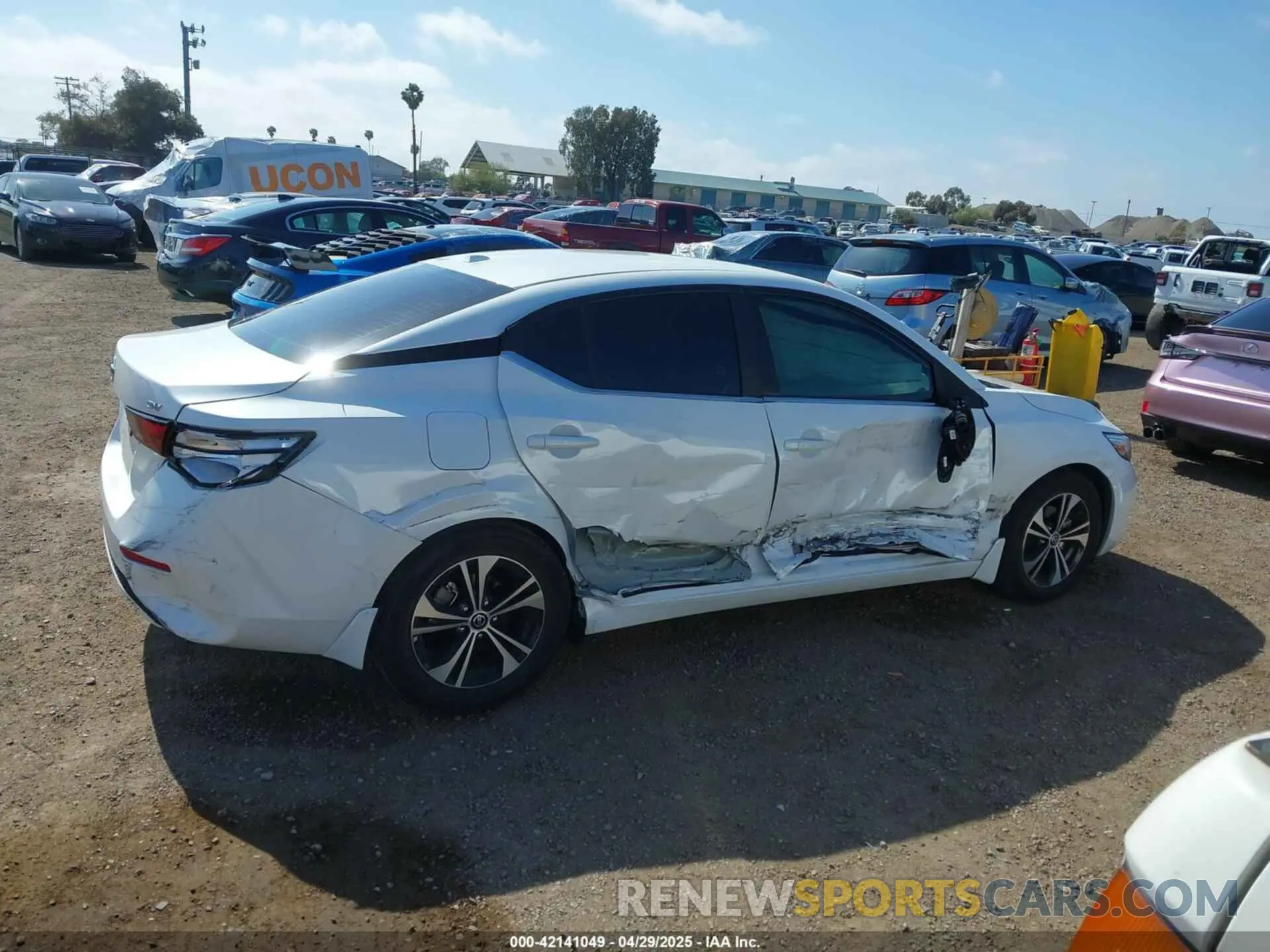 13 fotografías del automóvil dañado 3N1AB8CV3NY27460E NISSAN SENTRA 2022
