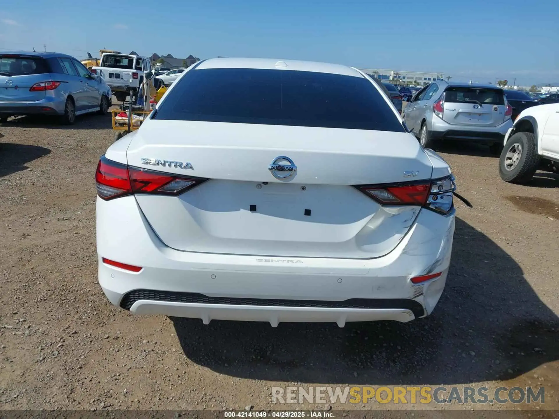 16 fotografías del automóvil dañado 3N1AB8CV3NY27460E NISSAN SENTRA 2022