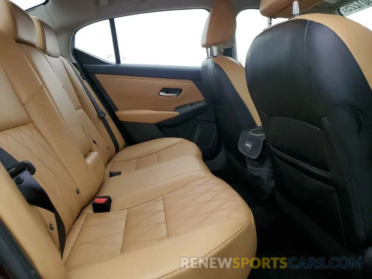 10 fotografías del automóvil dañado 3N1AB8CV3NY306596 NISSAN SENTRA 2022
